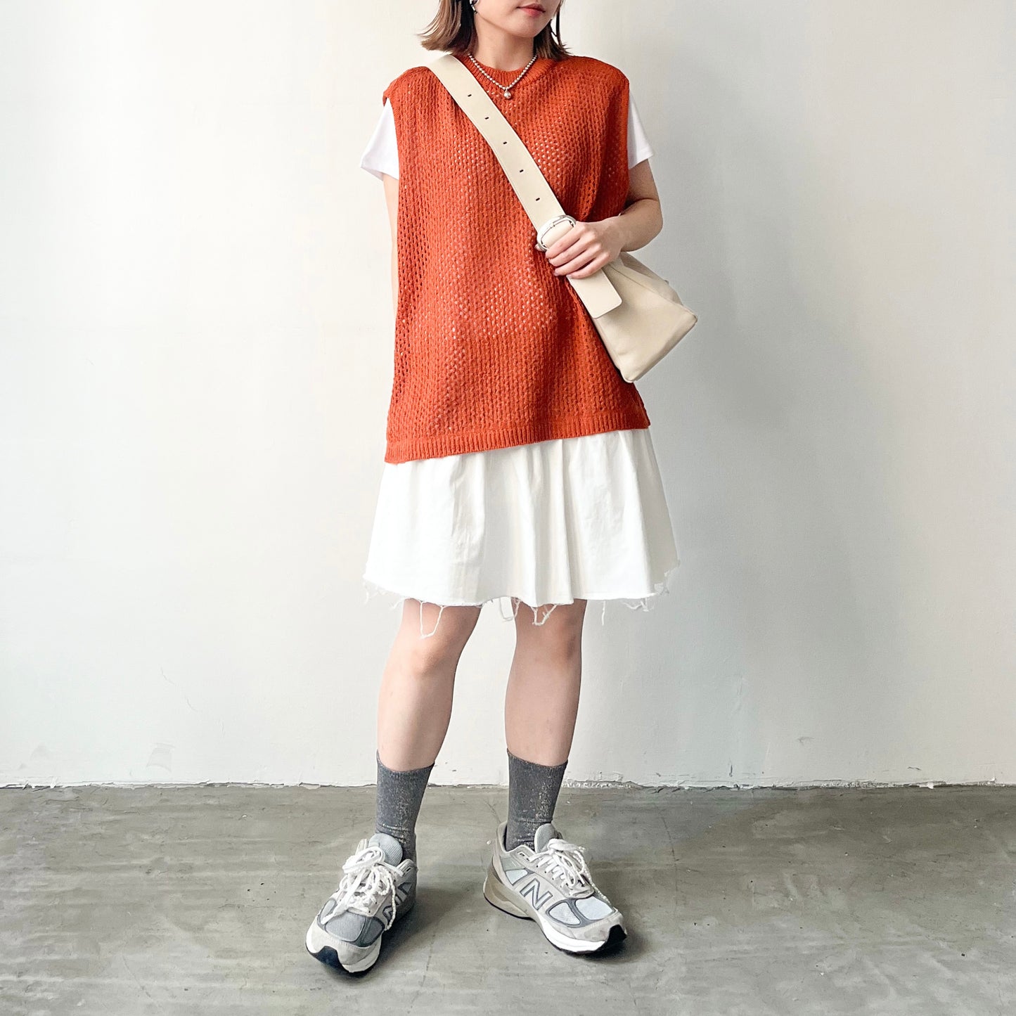 SK70- Ripped Hem Soso Short Skirt | White | Beige | Black ( S / M )