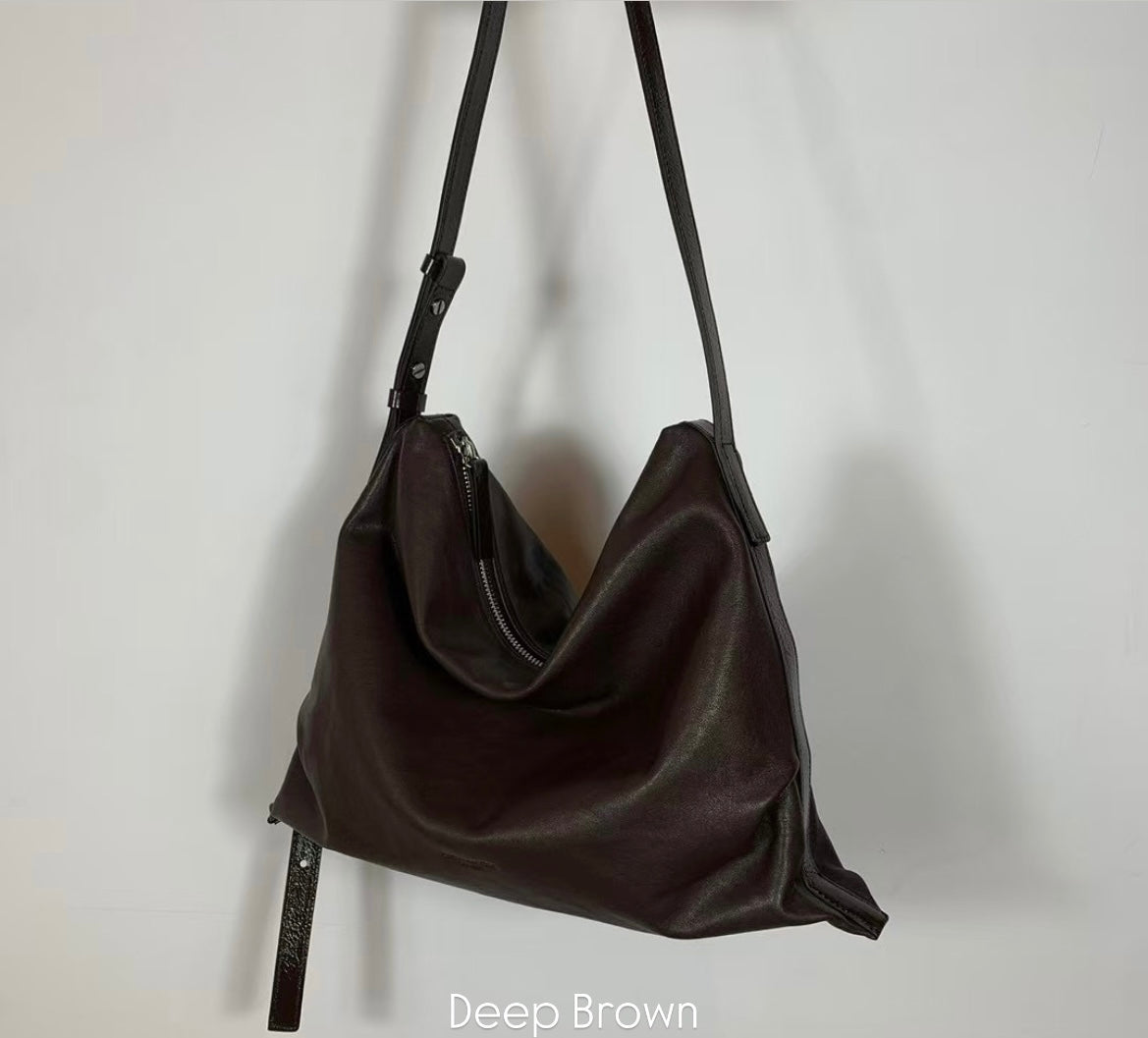 BG42- 2 way hand bag (羊皮)