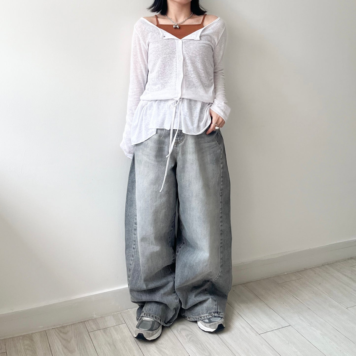 TP488- 大圓領束腰Ruffle Top | White | Khaki | Black