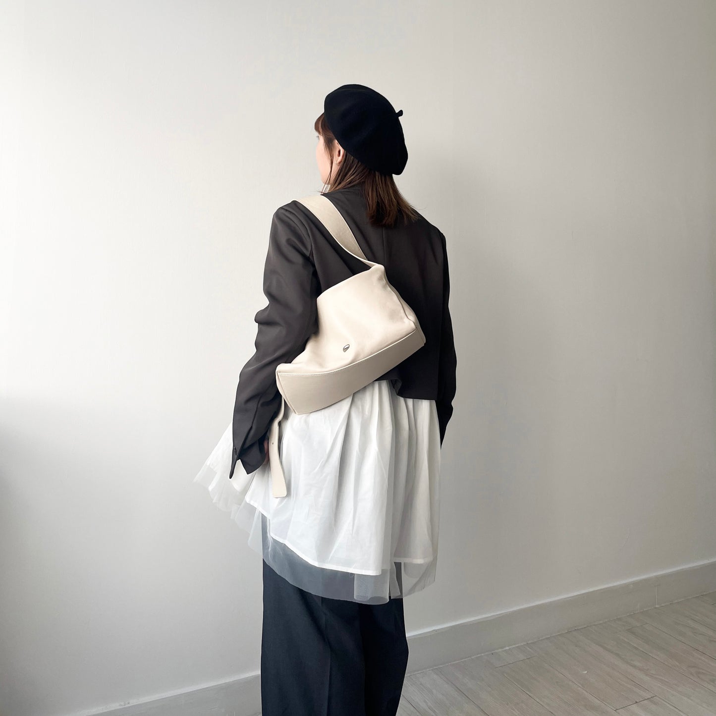 JK20- Collarless Short Jacket | Grey | Black