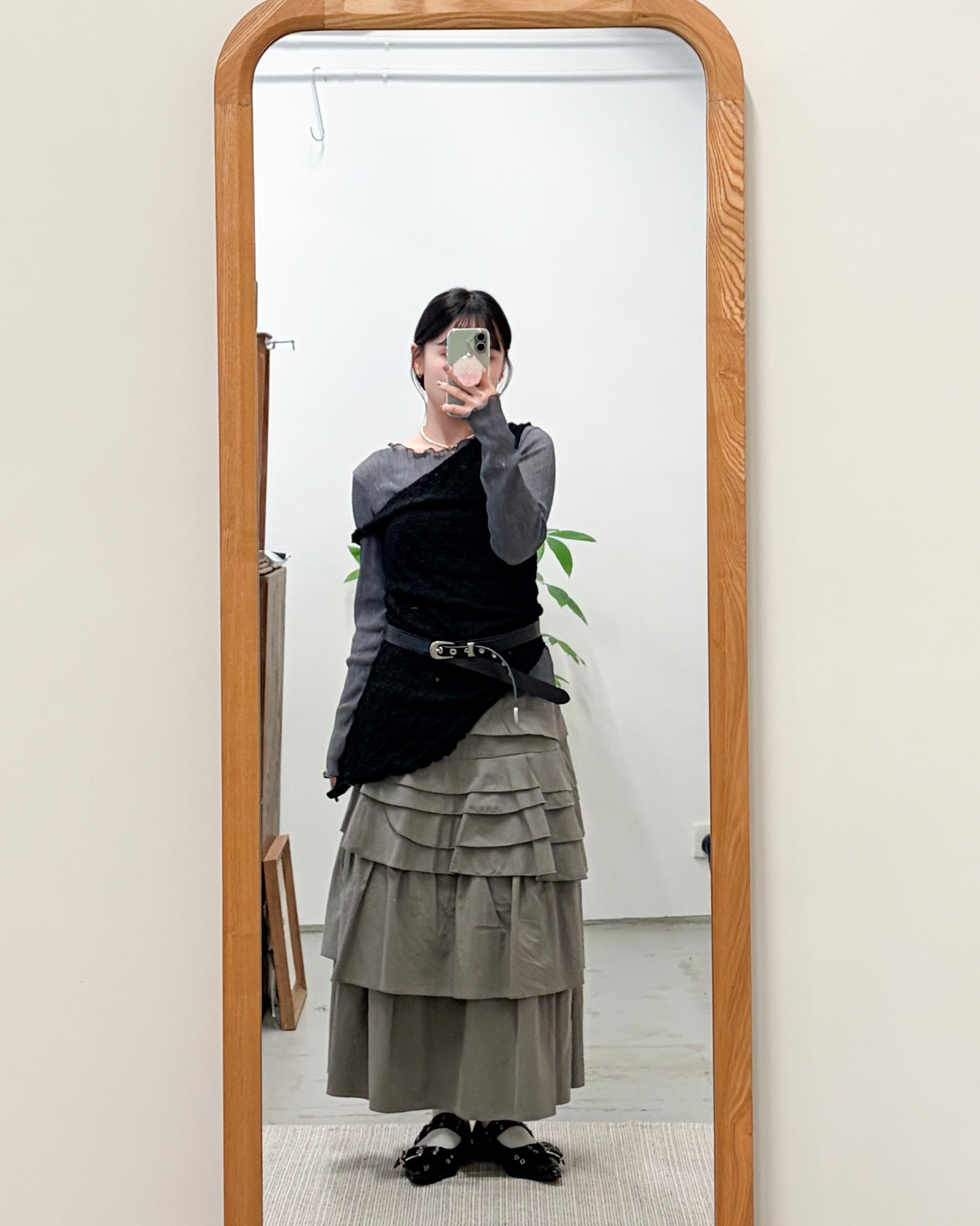 SK144- 多層Ruffle Skirt | Grey | Black
