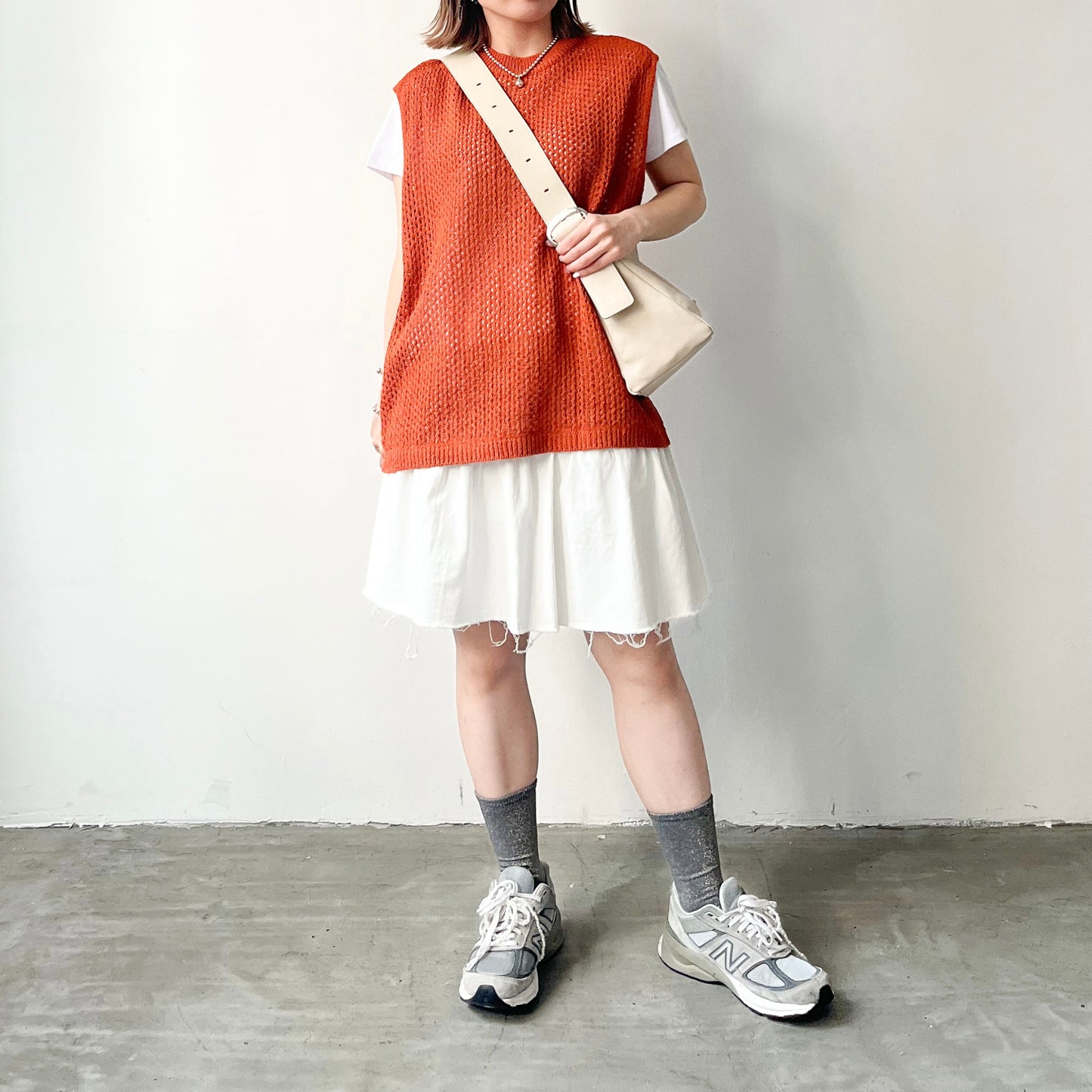 SK70- Ripped Hem Soso Short Skirt | White | Beige | Black ( S / M )