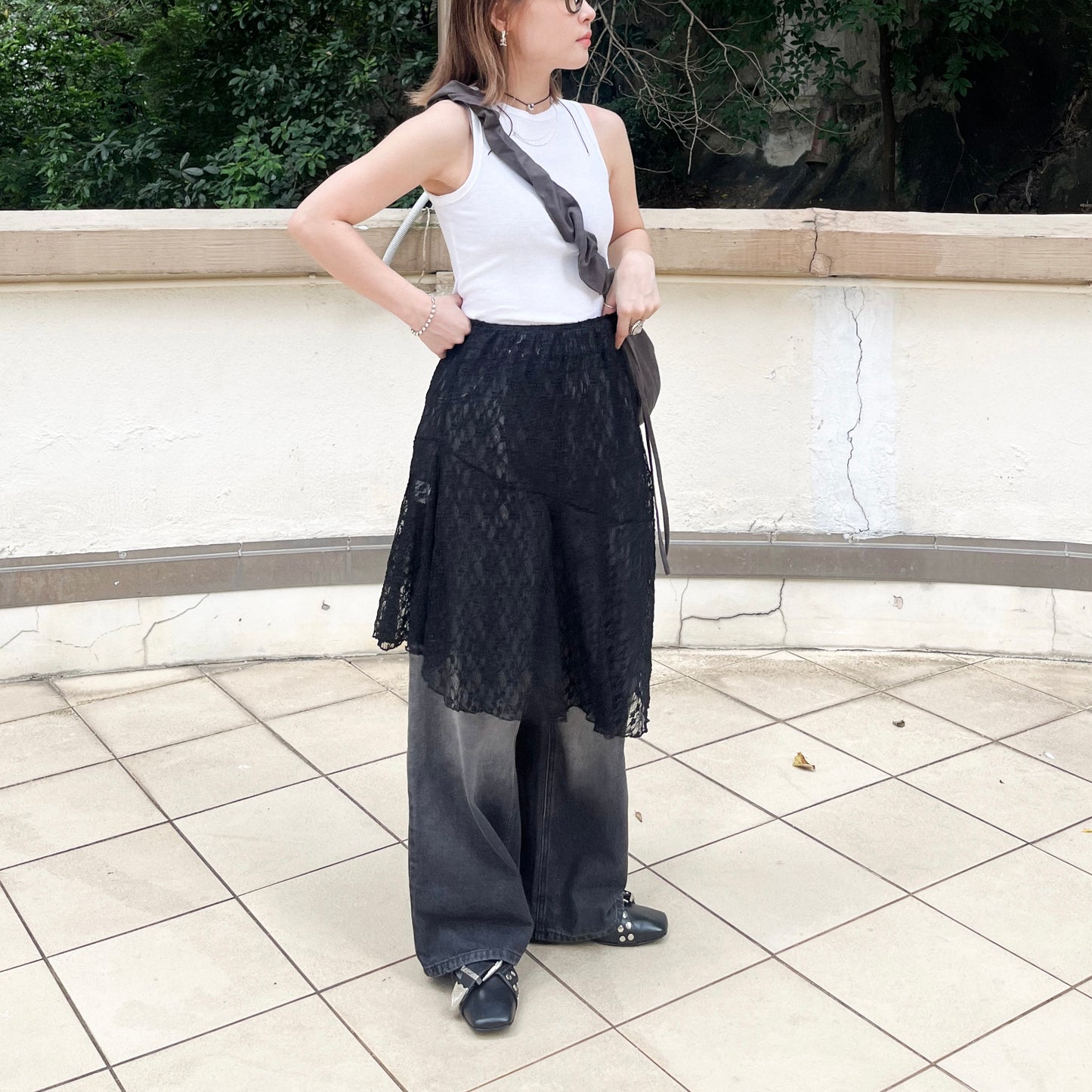 TP363- Basic White Vest | White