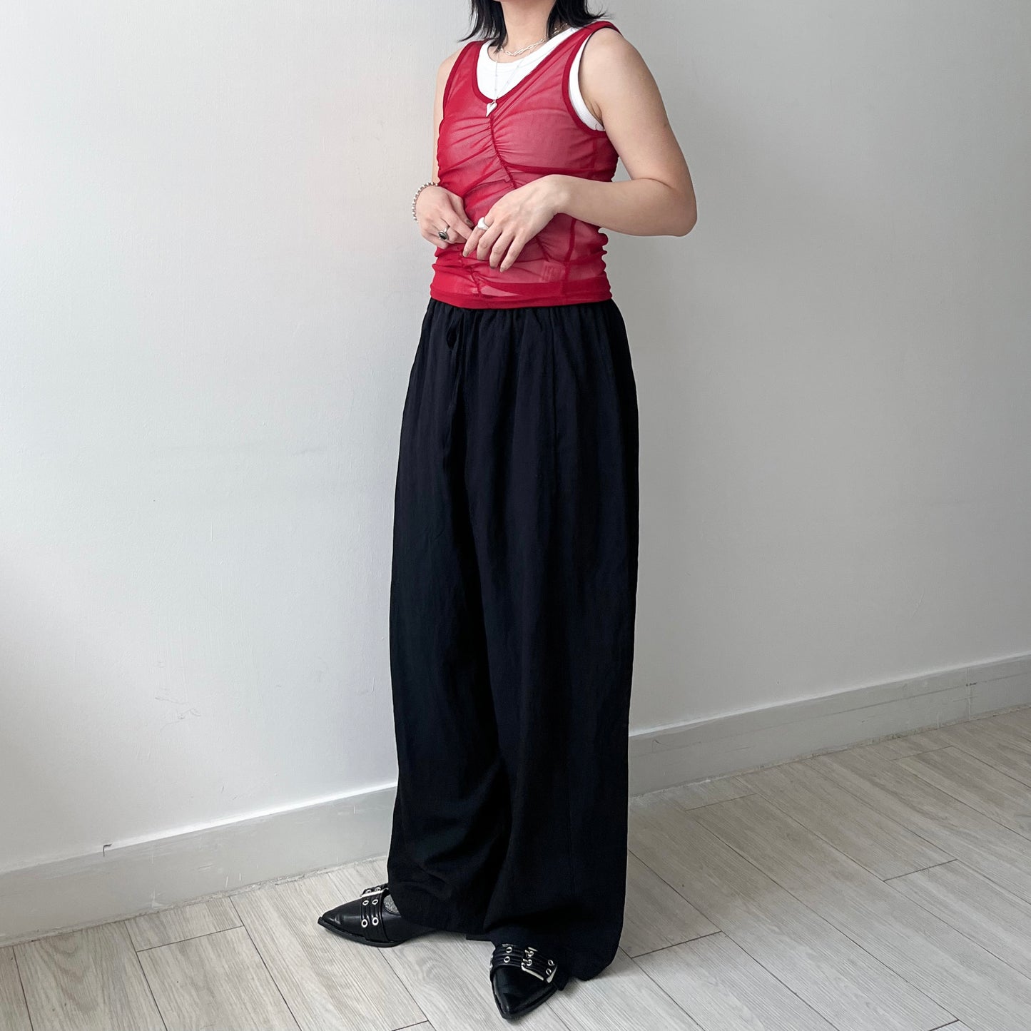 TP645- 斜Cut See-thought Vest Top | White | Red | Grey