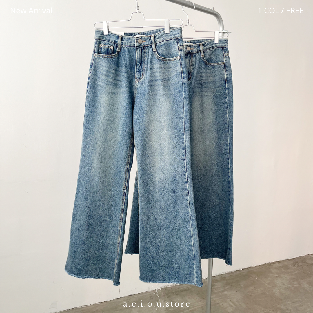PT41- Boot Cut Jeans | S / M / L