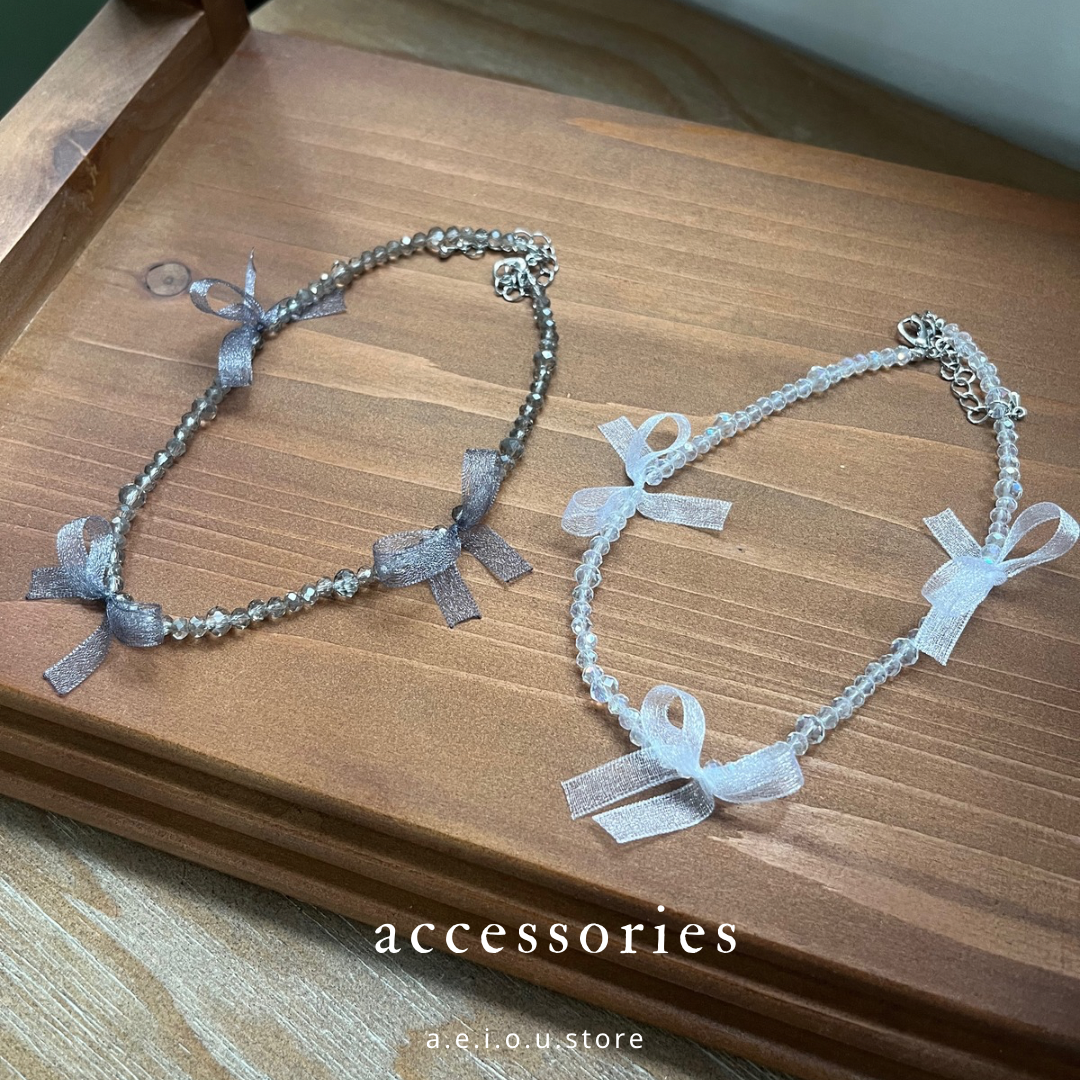 AC128- Three Silk Ribbon Necklace | White | Grey