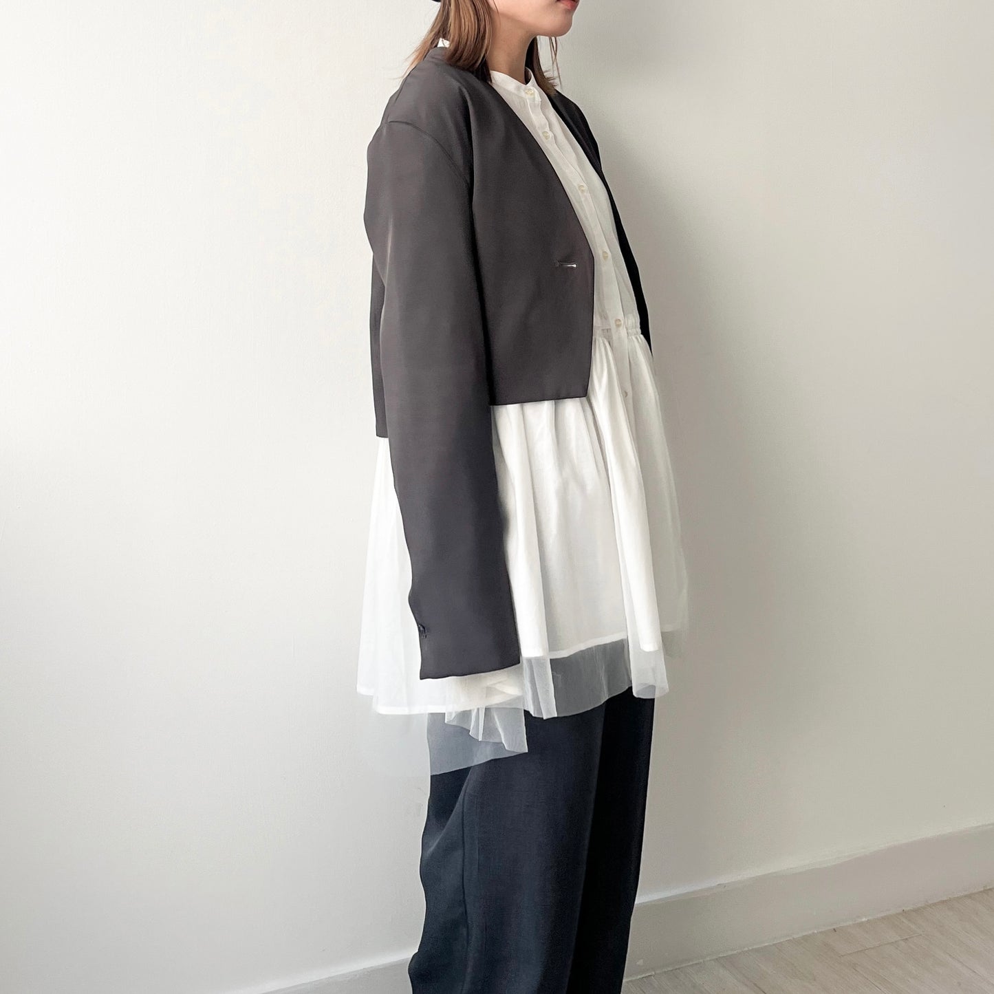 JK20- Collarless Short Jacket | Grey | Black