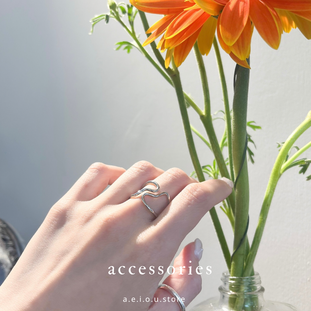 AC208- Wave Ring