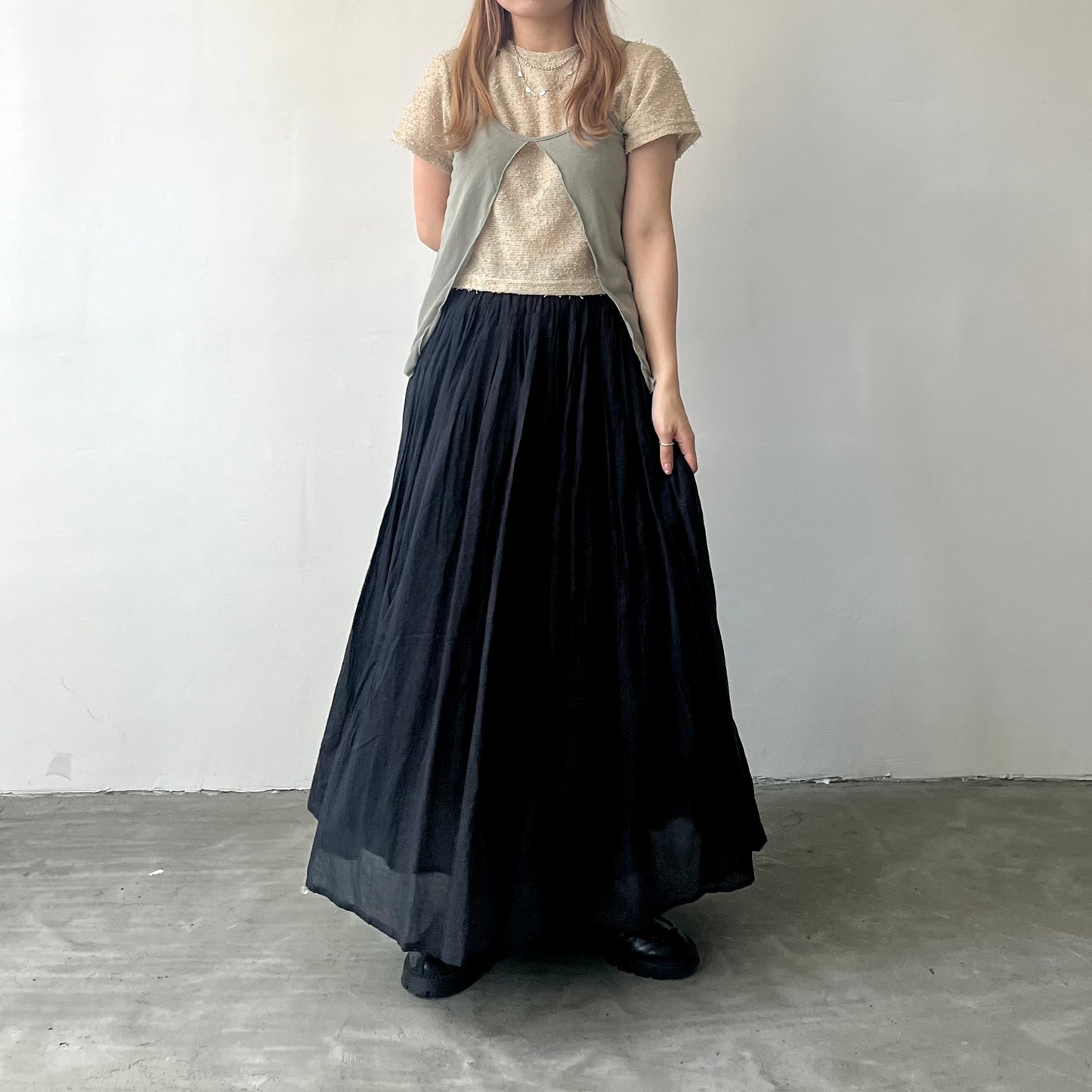 TP165- Outer Vest | White | Khaki | Black