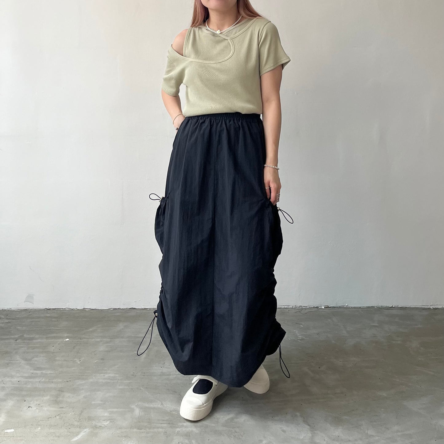 SK32- Two Drawstring Pocket Skirt | White | Blue | Black