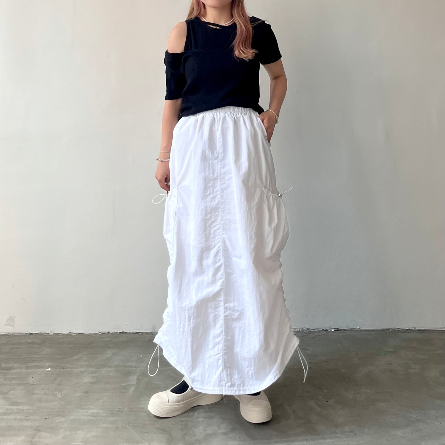 SK32- Two Drawstring Pocket Skirt | White | Blue | Black