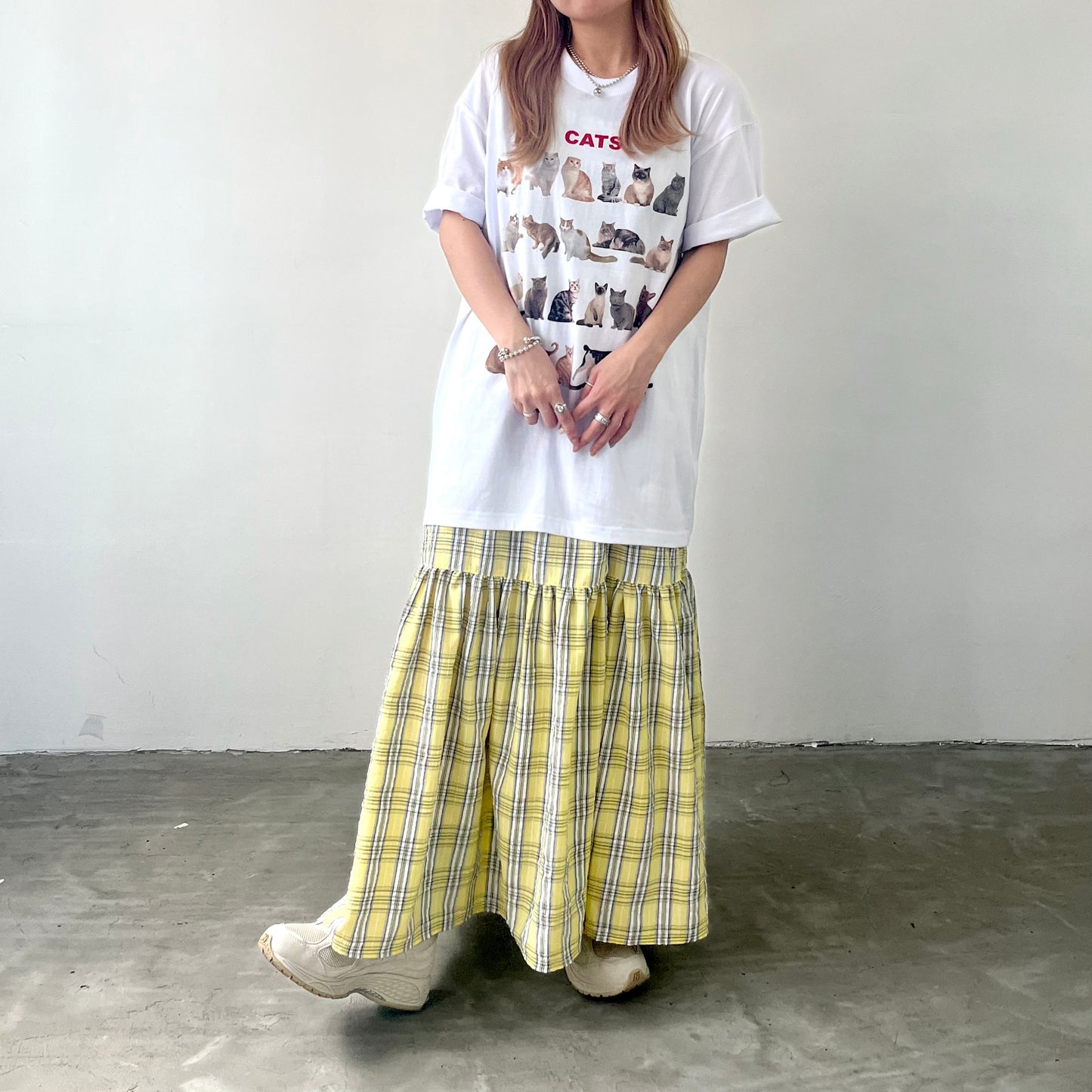 TP166- Cat Over Size Tee | White | Black