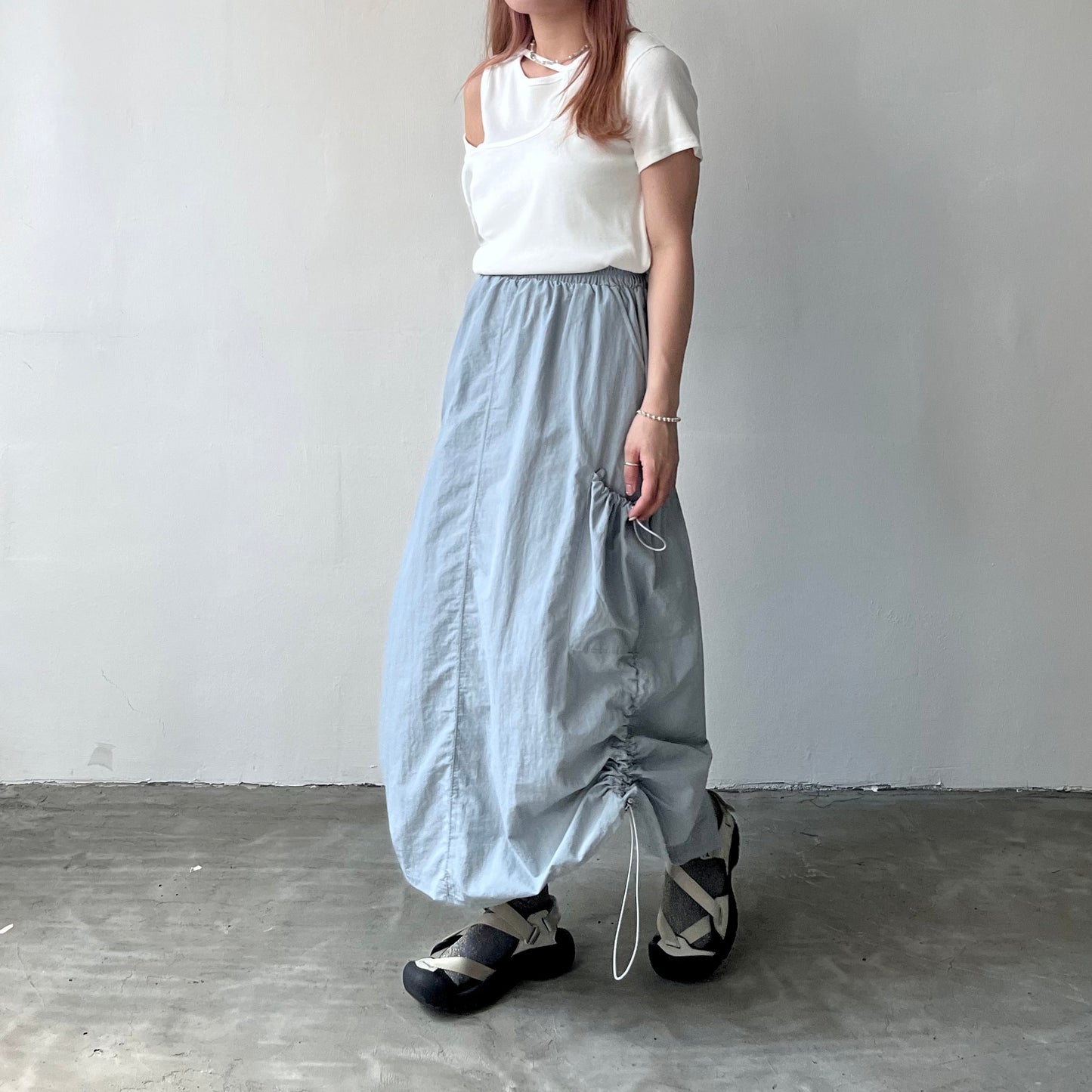SK32- Two Drawstring Pocket Skirt | White | Blue | Black