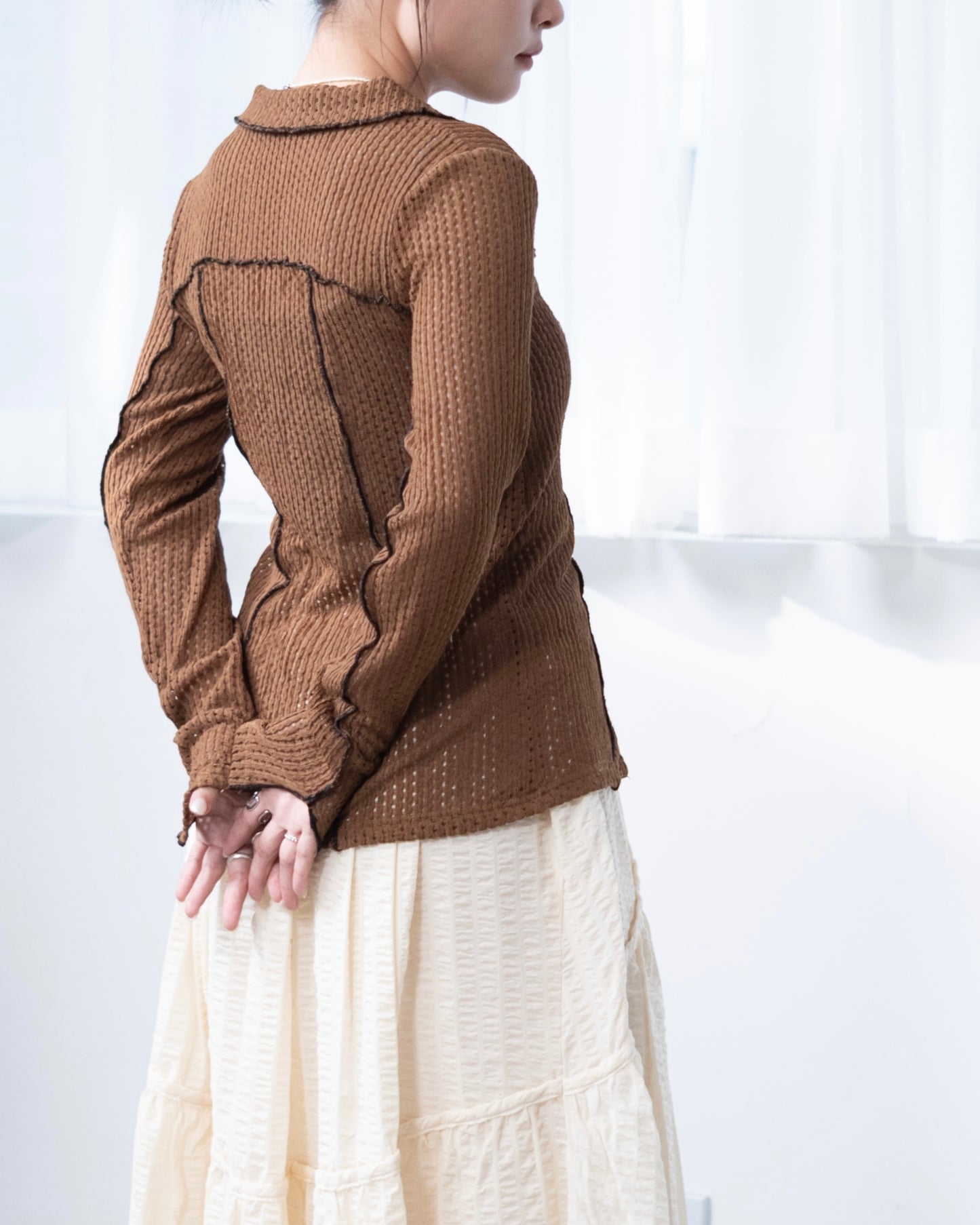 TP664- Outline Wave Blouse | Brown | Charcoal