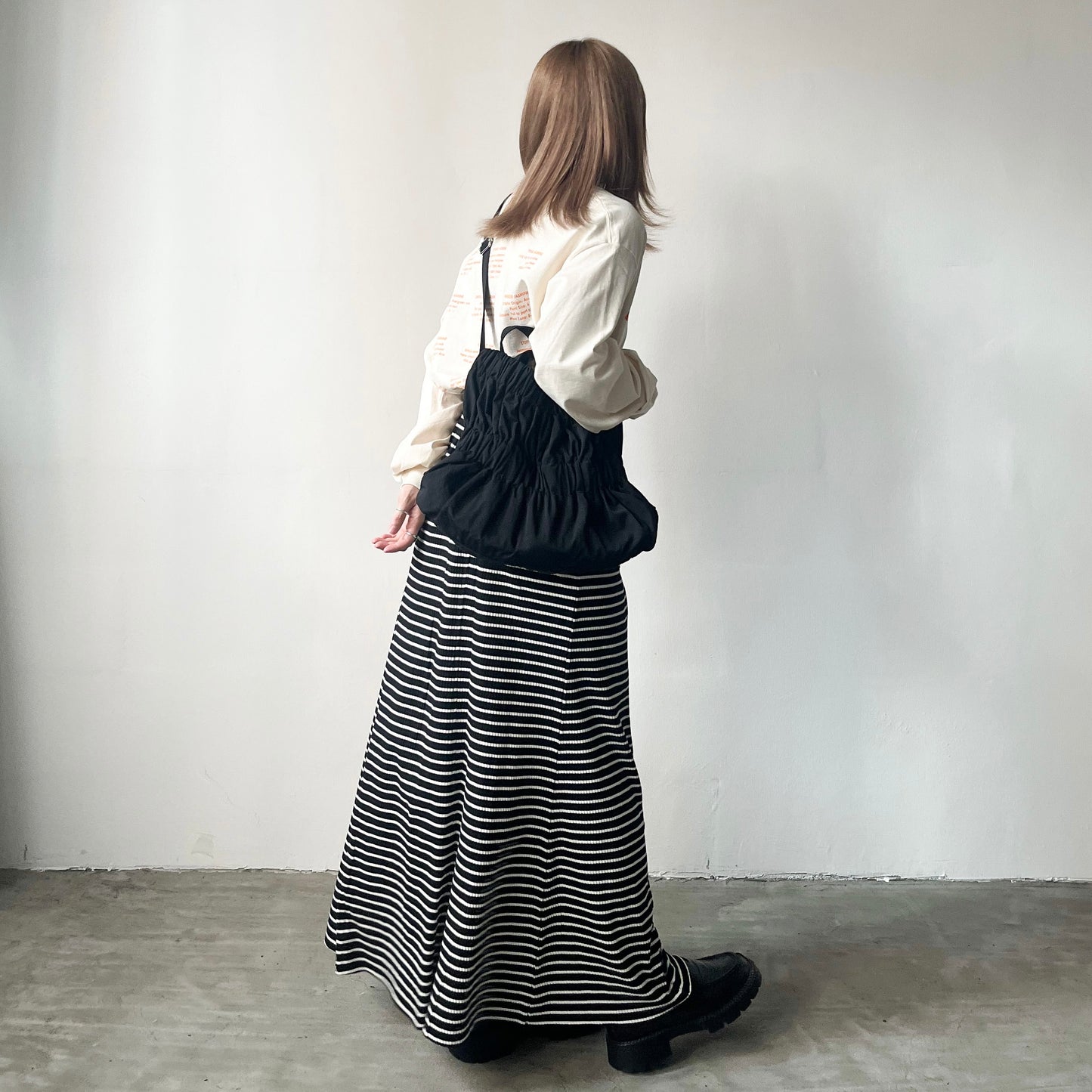 BG21- 2 Way Crinkle Bag | Ivory | Black