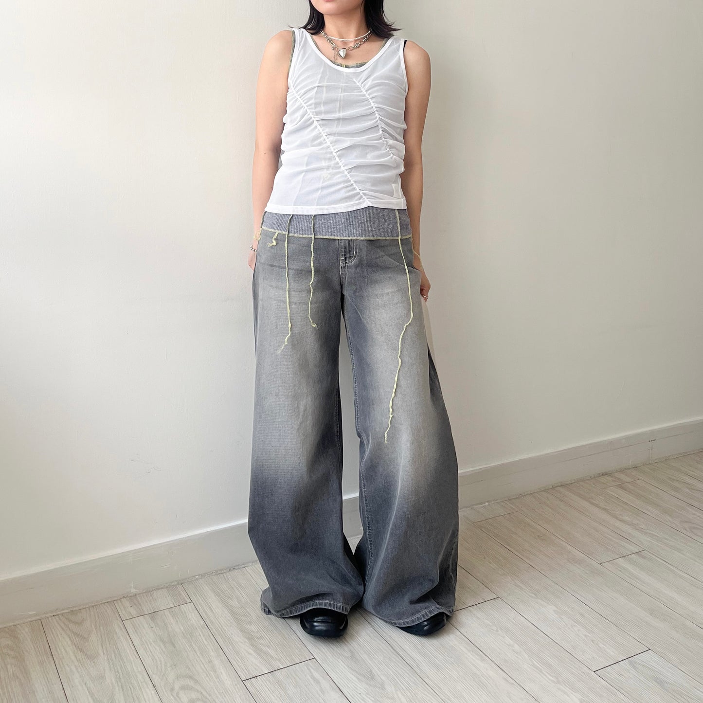 PT92- Wide Leg Grey Jeans ( S / M )