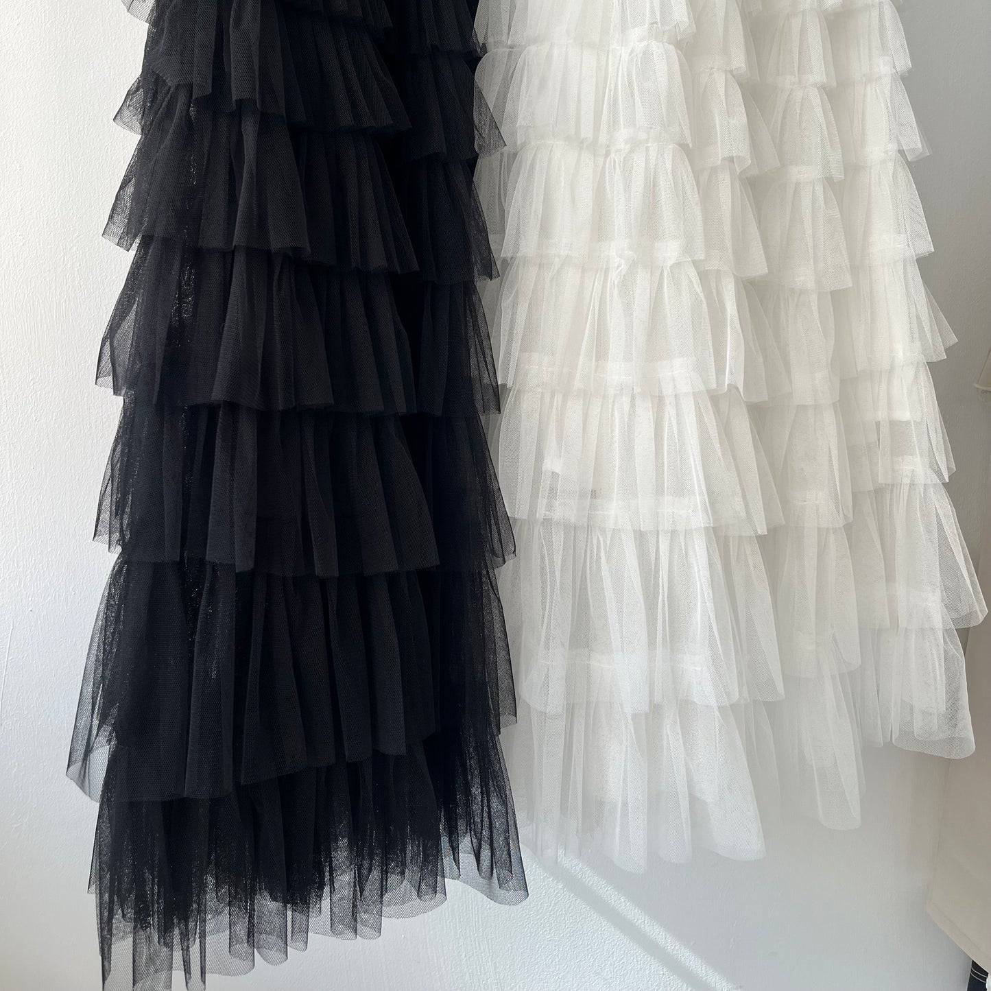 SK107- Mesh Skirt | White | Black