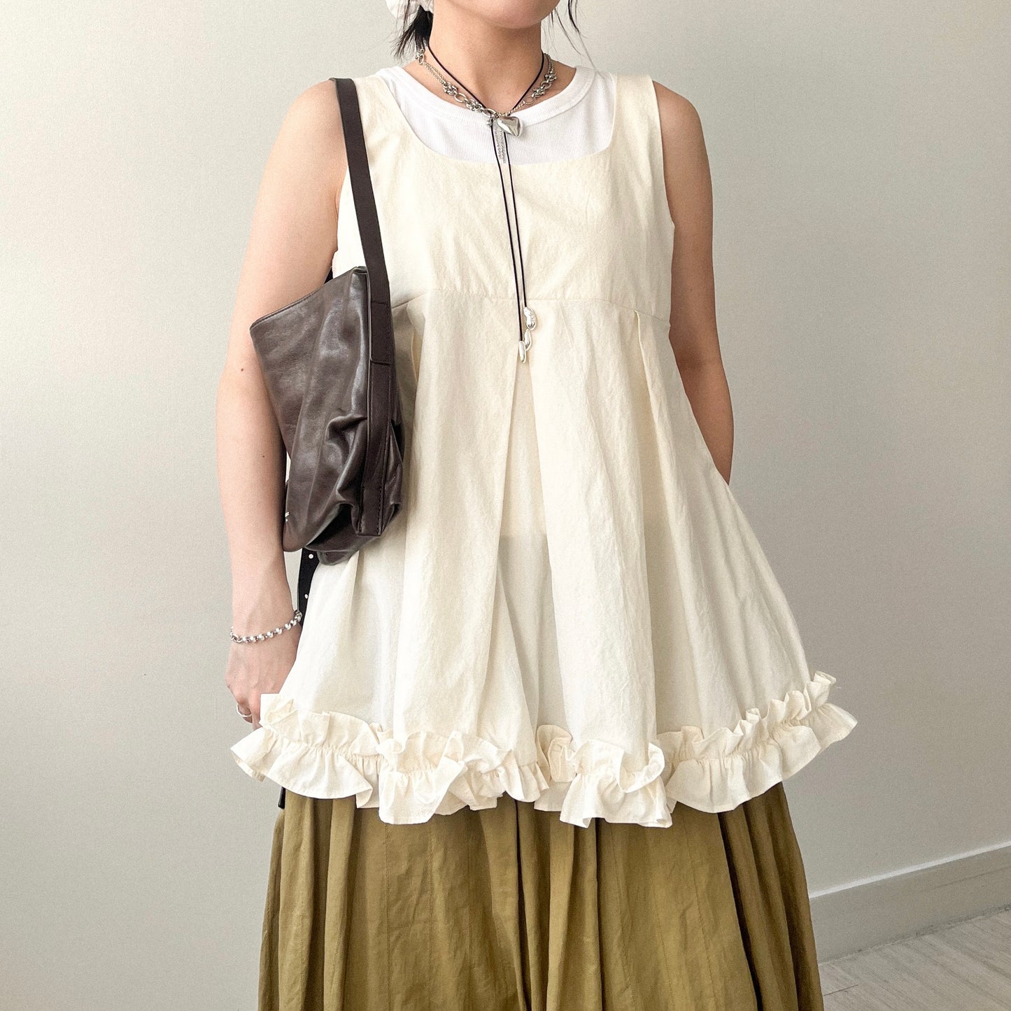TP638- 方領Ruffles Vest | Ivory