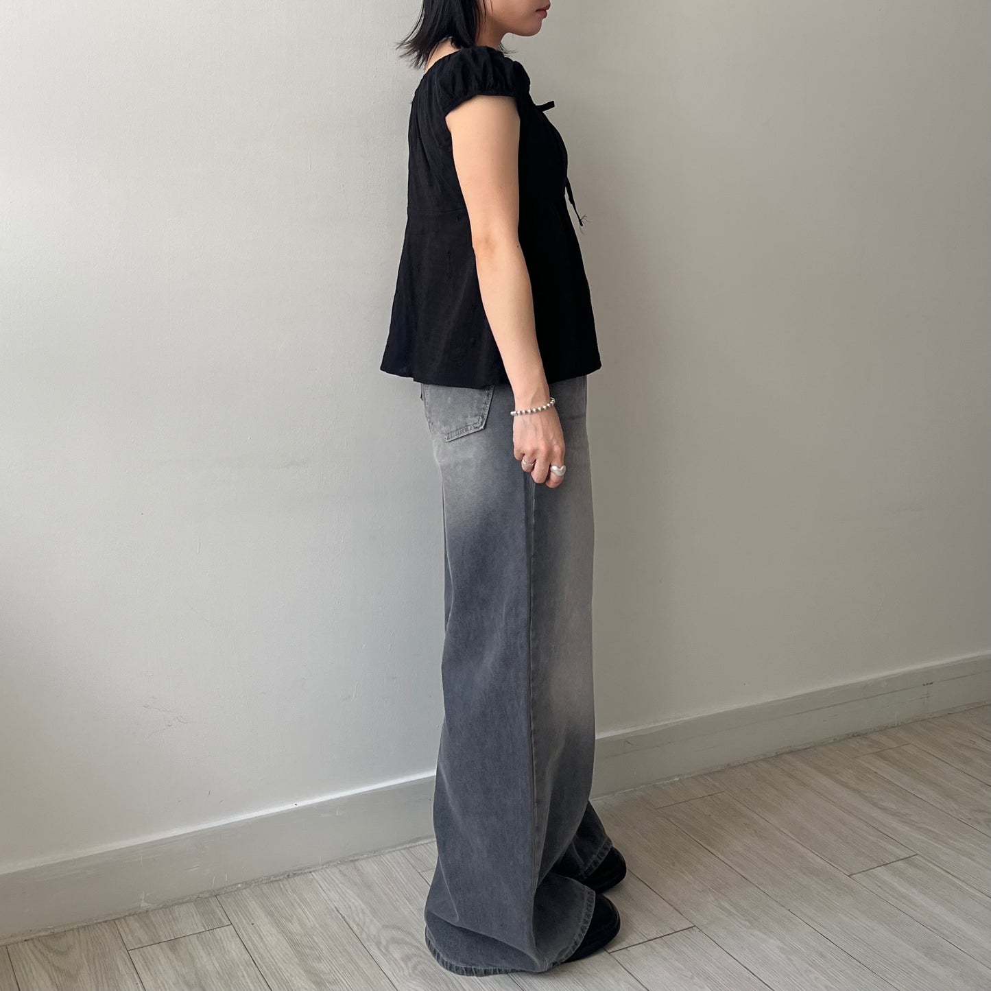 PT92- Wide Leg Grey Jeans ( S / M )