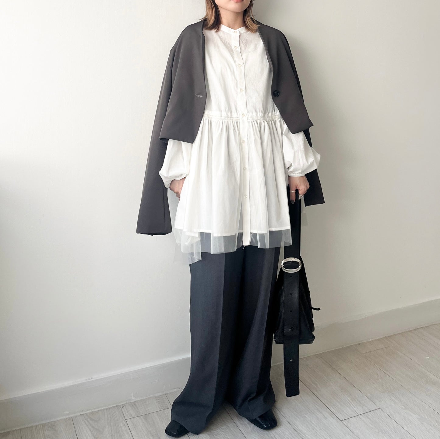 JK20- Collarless Short Jacket | Grey | Black