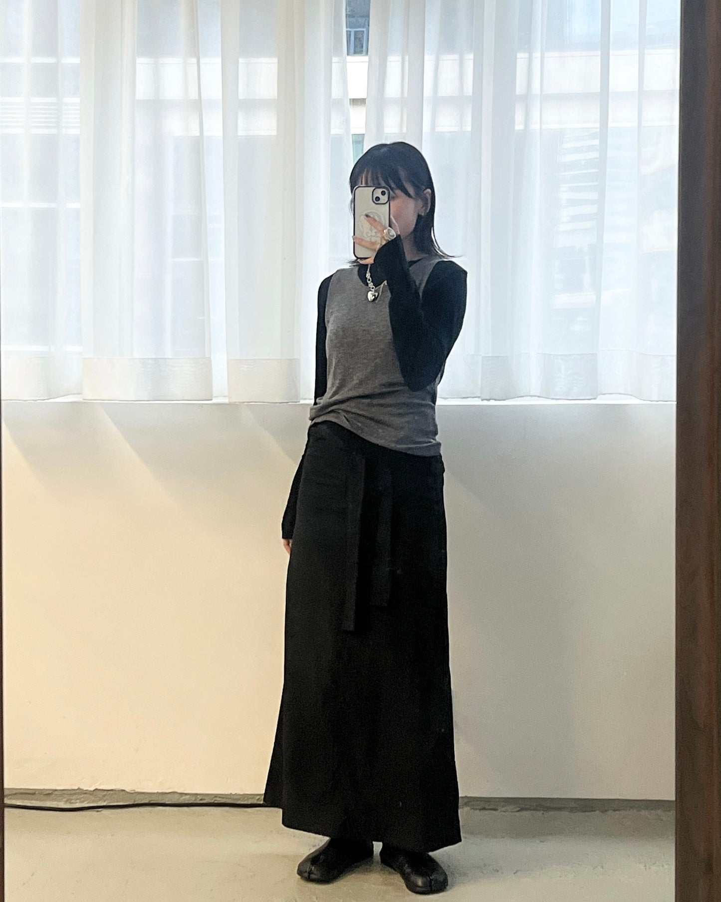 SK127- Stright Belt Skirt | Beige | Black ( S / M )