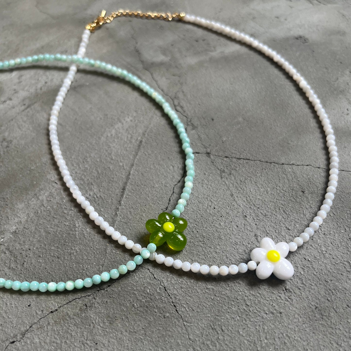 AC60- Cat Eyes Balls Flowers Necklace