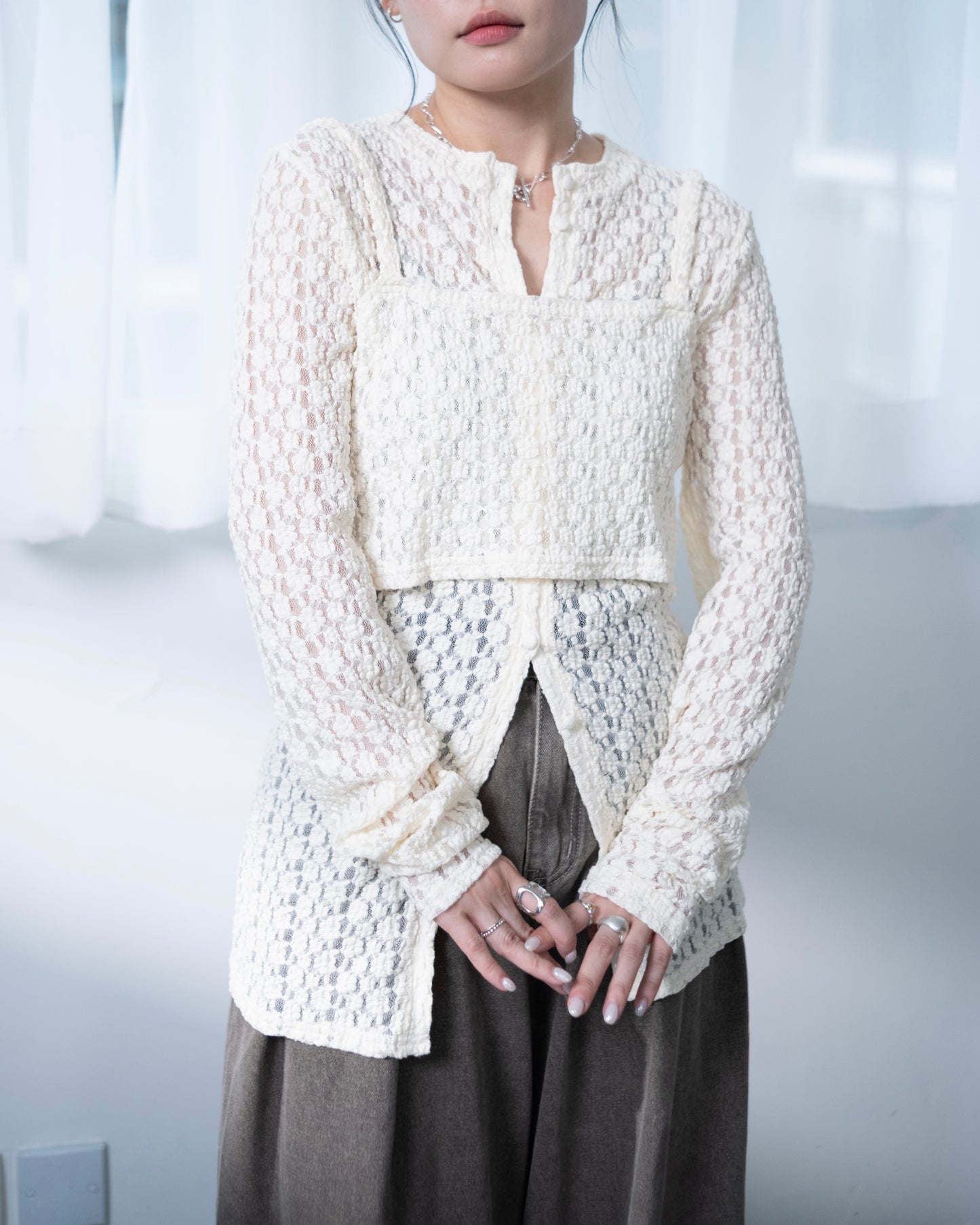 TP665- Lace Flower Set Blouse | Ivory | Black