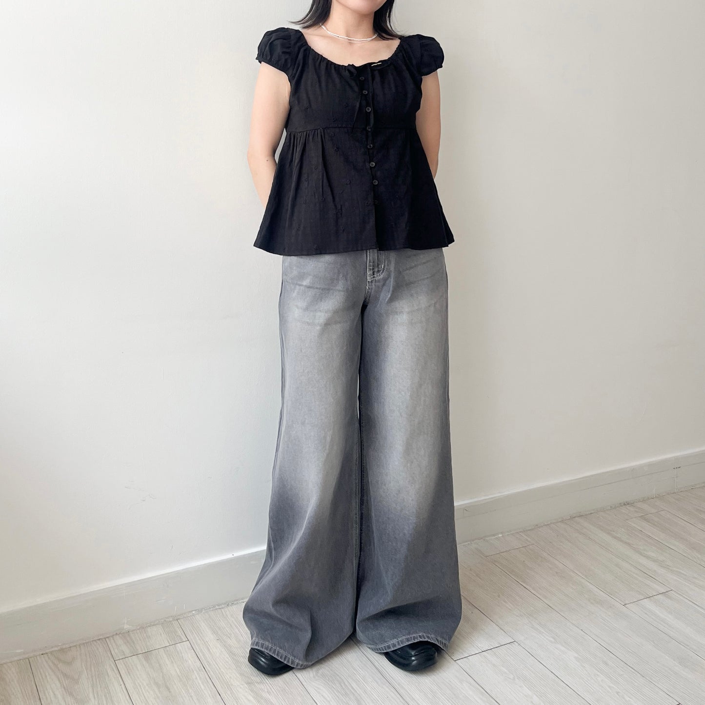 PT92- Wide Leg Grey Jeans ( S / M )