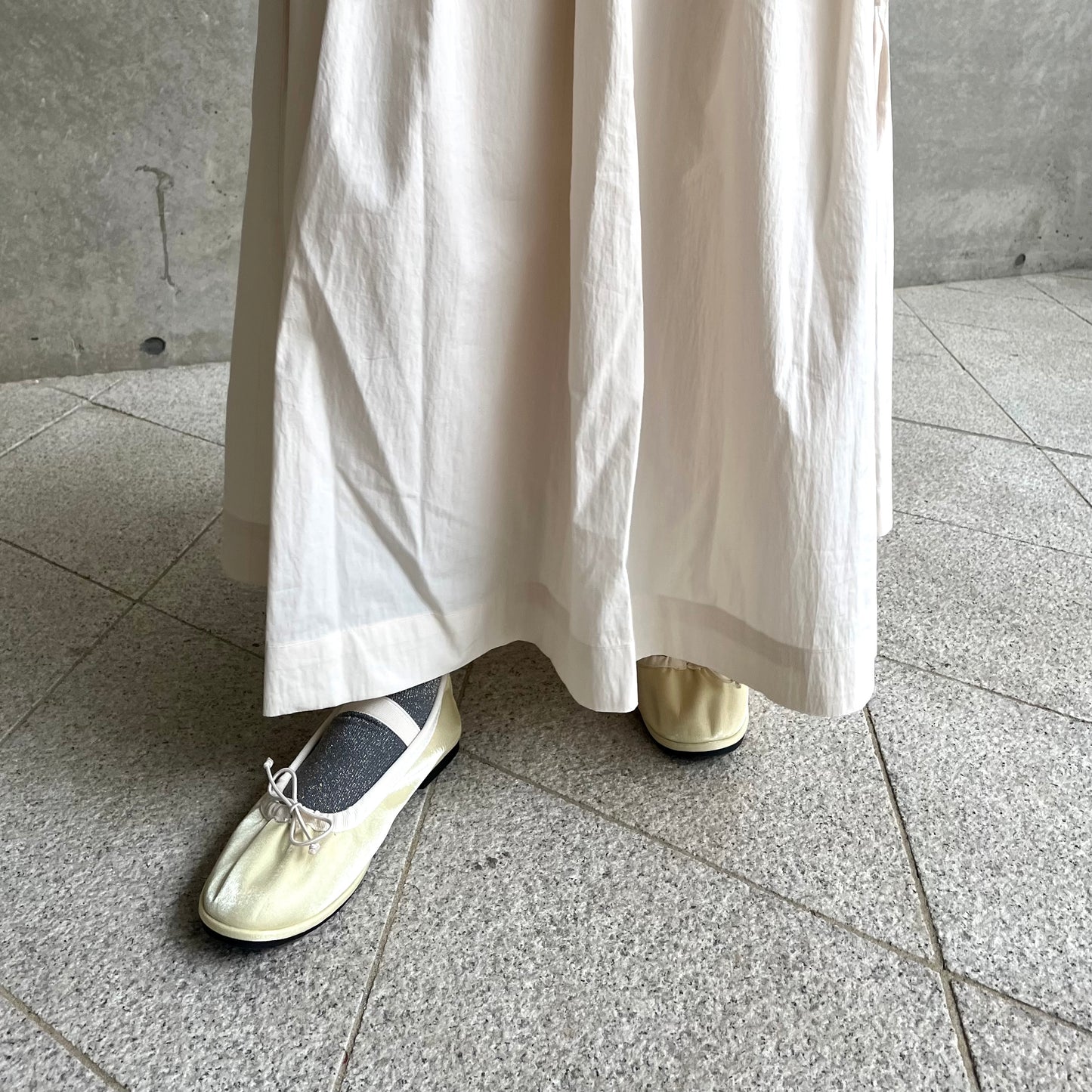 OP23- Beautiful Dress | Ivory | Black