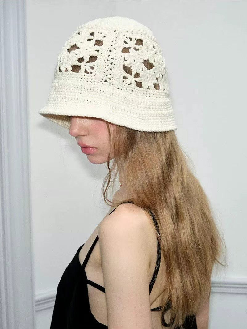Knit Hat | Ivory | Black