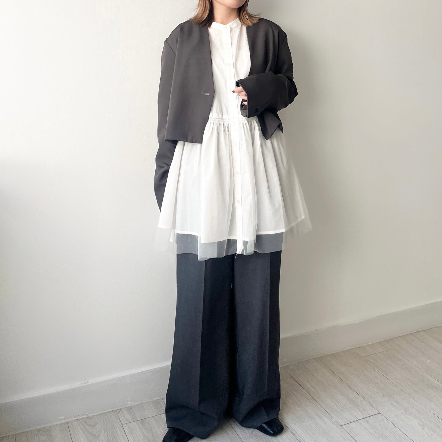 JK20- Collarless Short Jacket | Grey | Black