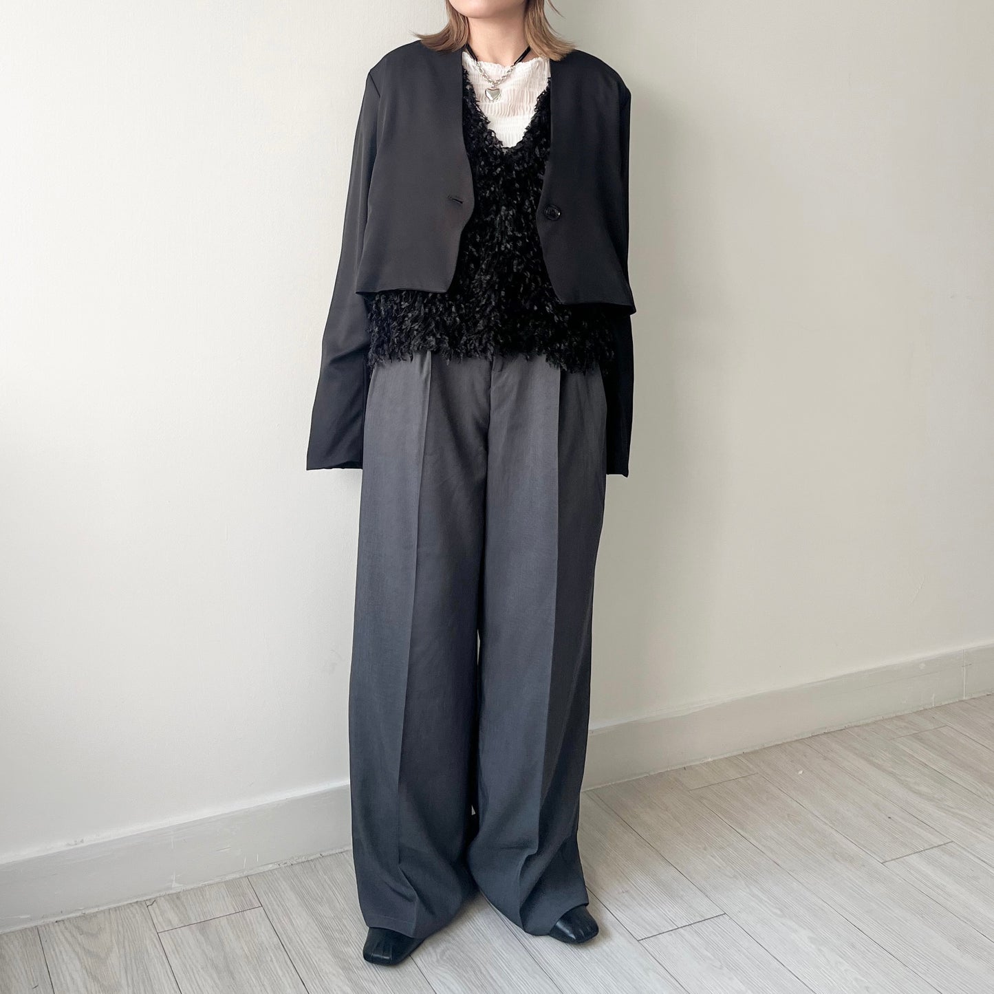 JK20- Collarless Short Jacket | Grey | Black