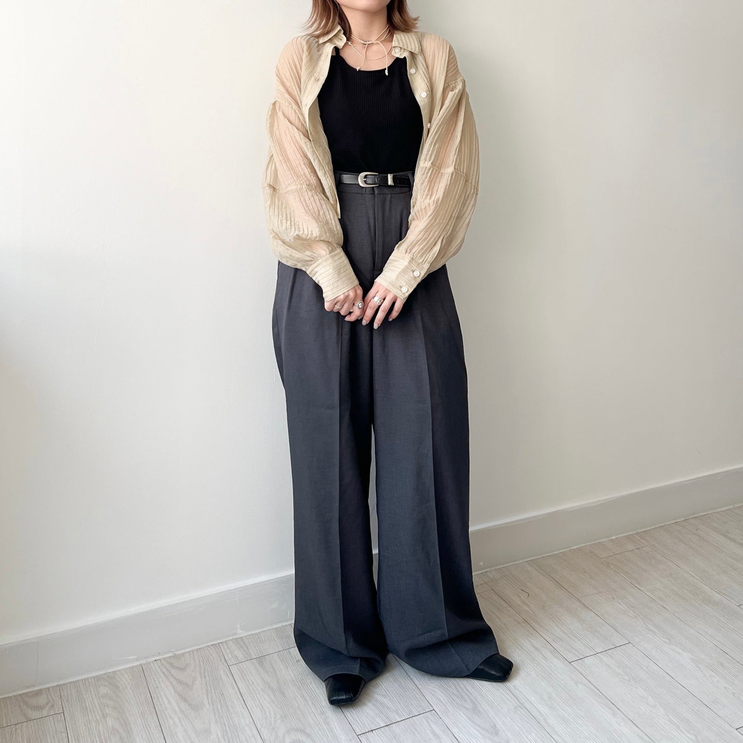 TP366- Tuck Sleeve Blouse | Ivory | Beige