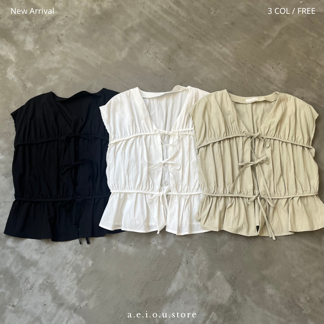 TP180- Three Ribbons Vest / Cardigan | White | Green | Black