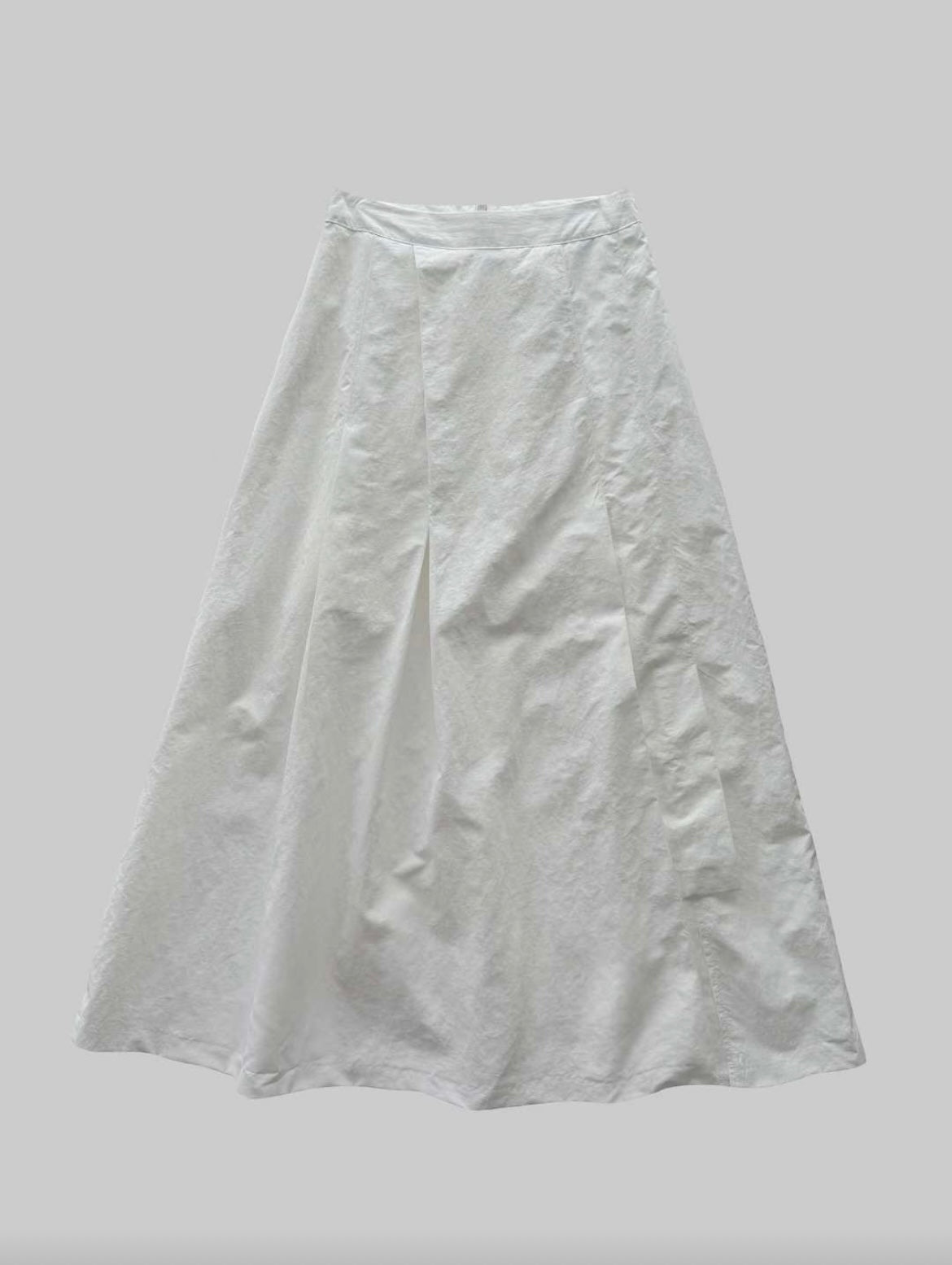 SK128- Cutting Basic Skirt | White | Black ( S / M )