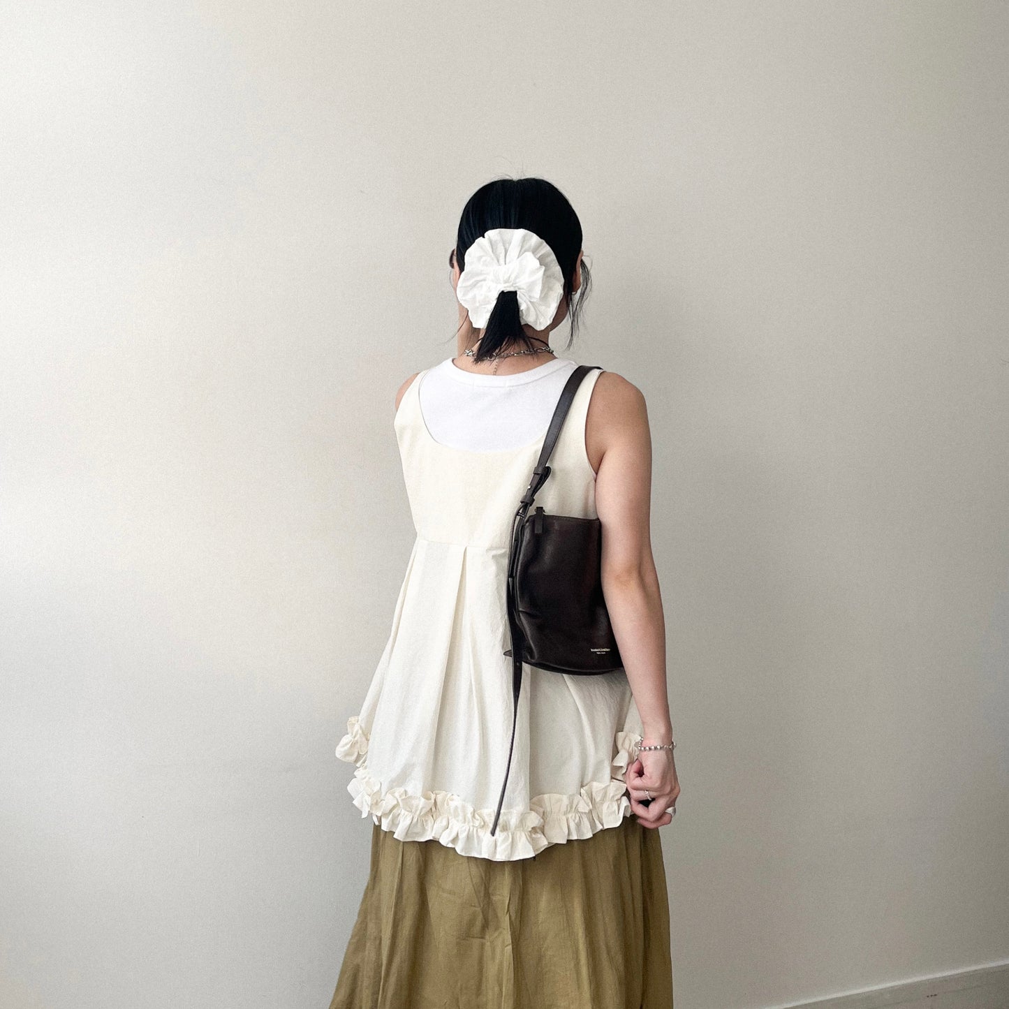 TP638- 方領Ruffles Vest | Ivory