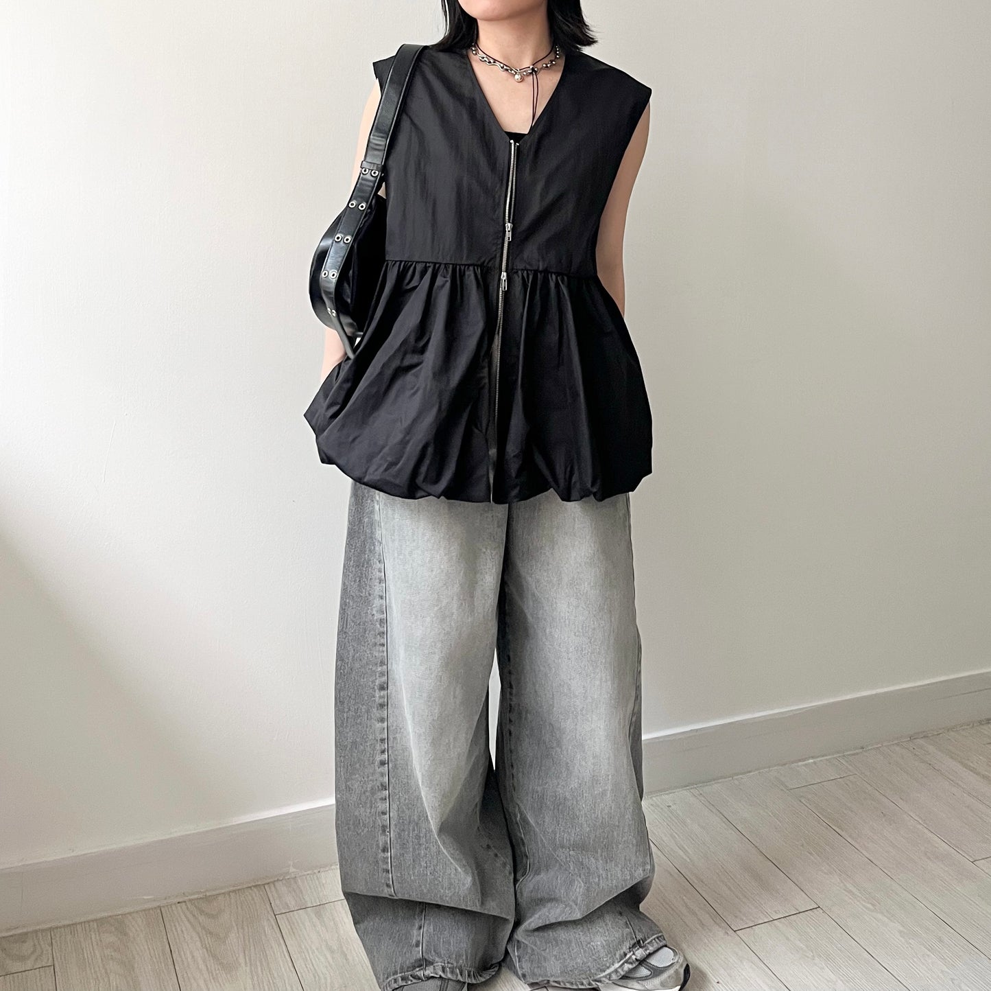 TP489- Double Zip Taffeta Vest | Ivory | Black