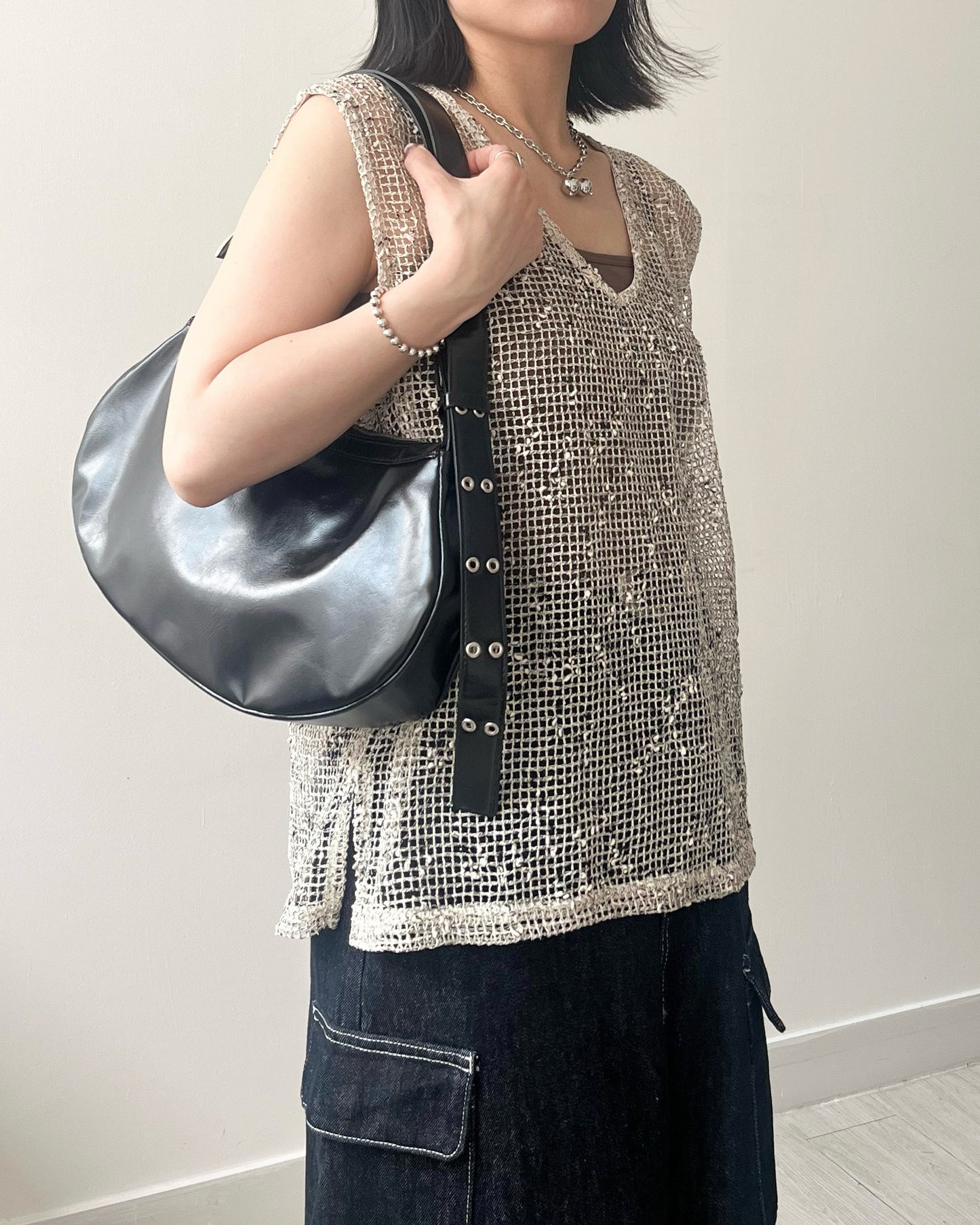 BG41- 2Way Shoulder Bag ( Vegan Leather ) | Ivory | Black
