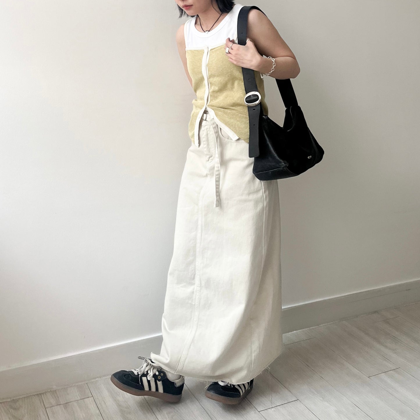 SK110- 直身牛仔裙 with Belt | Beige | Navy ( S / M )