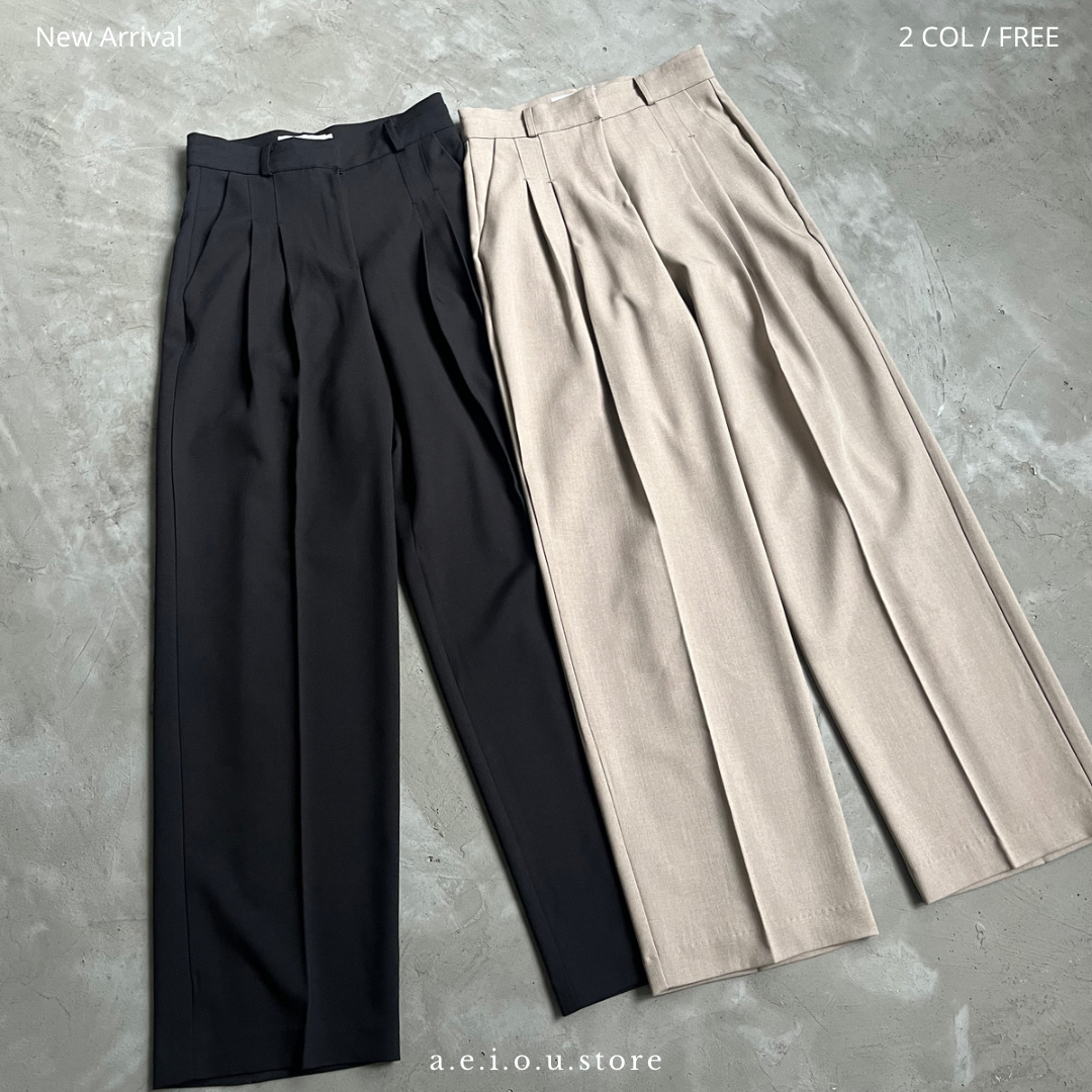 PT37- Pleated Trousers | Beige | Black