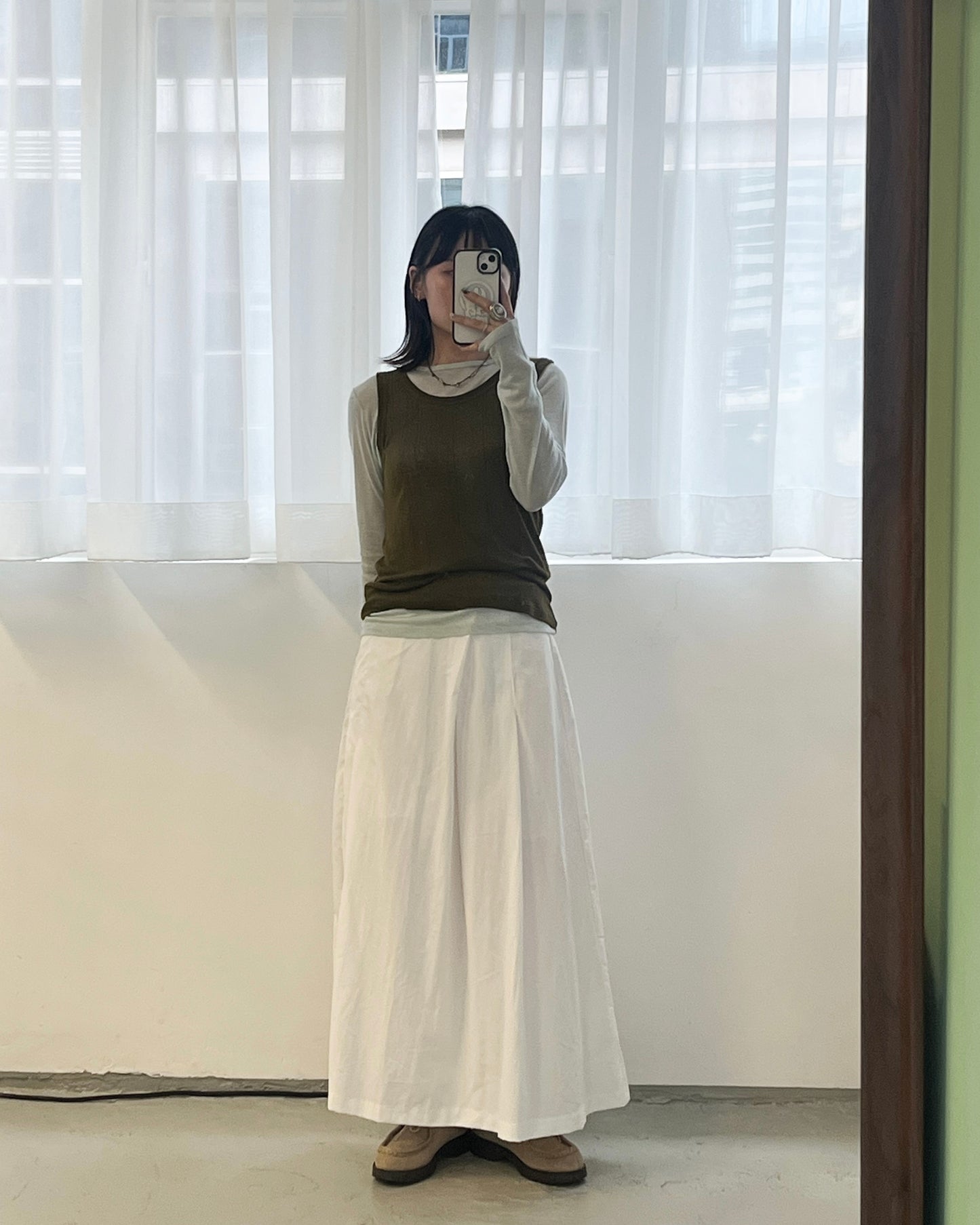 SK128- Cutting Basic Skirt | White | Black ( S / M )
