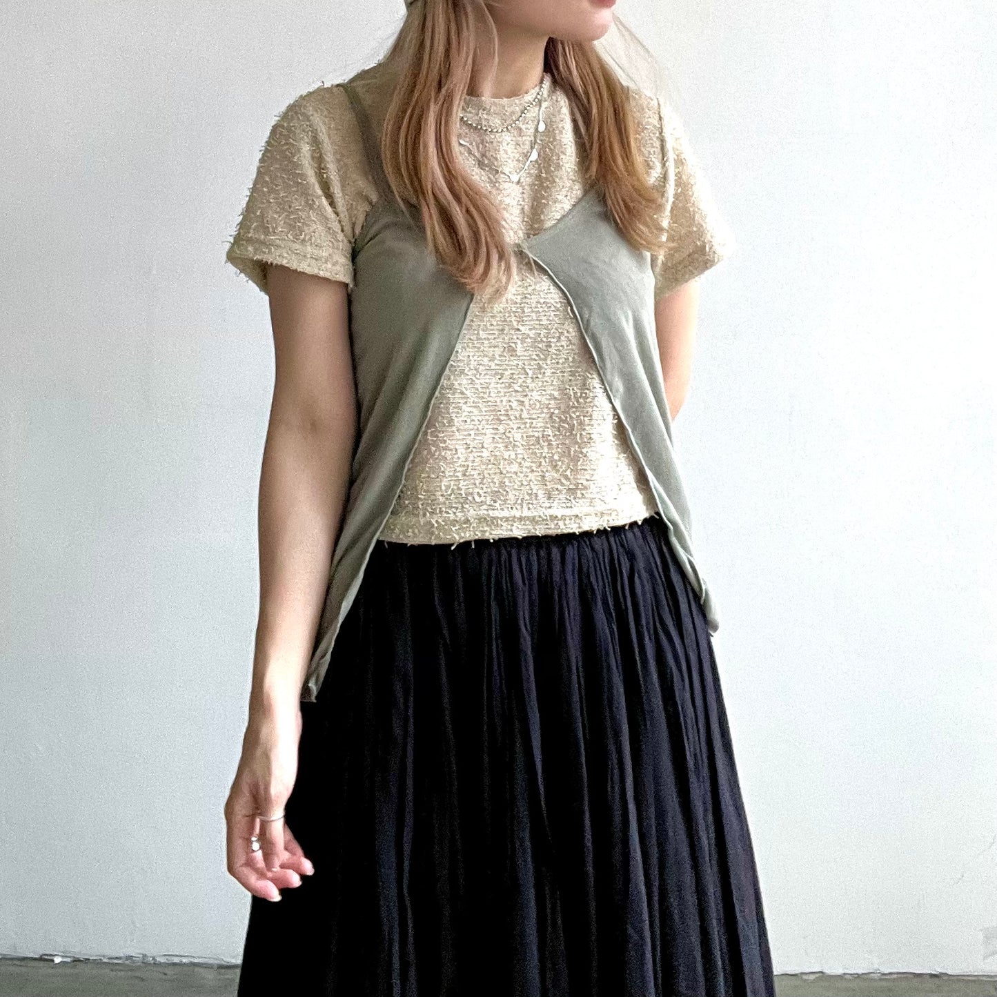 TP165- Outer Vest | White | Khaki | Black