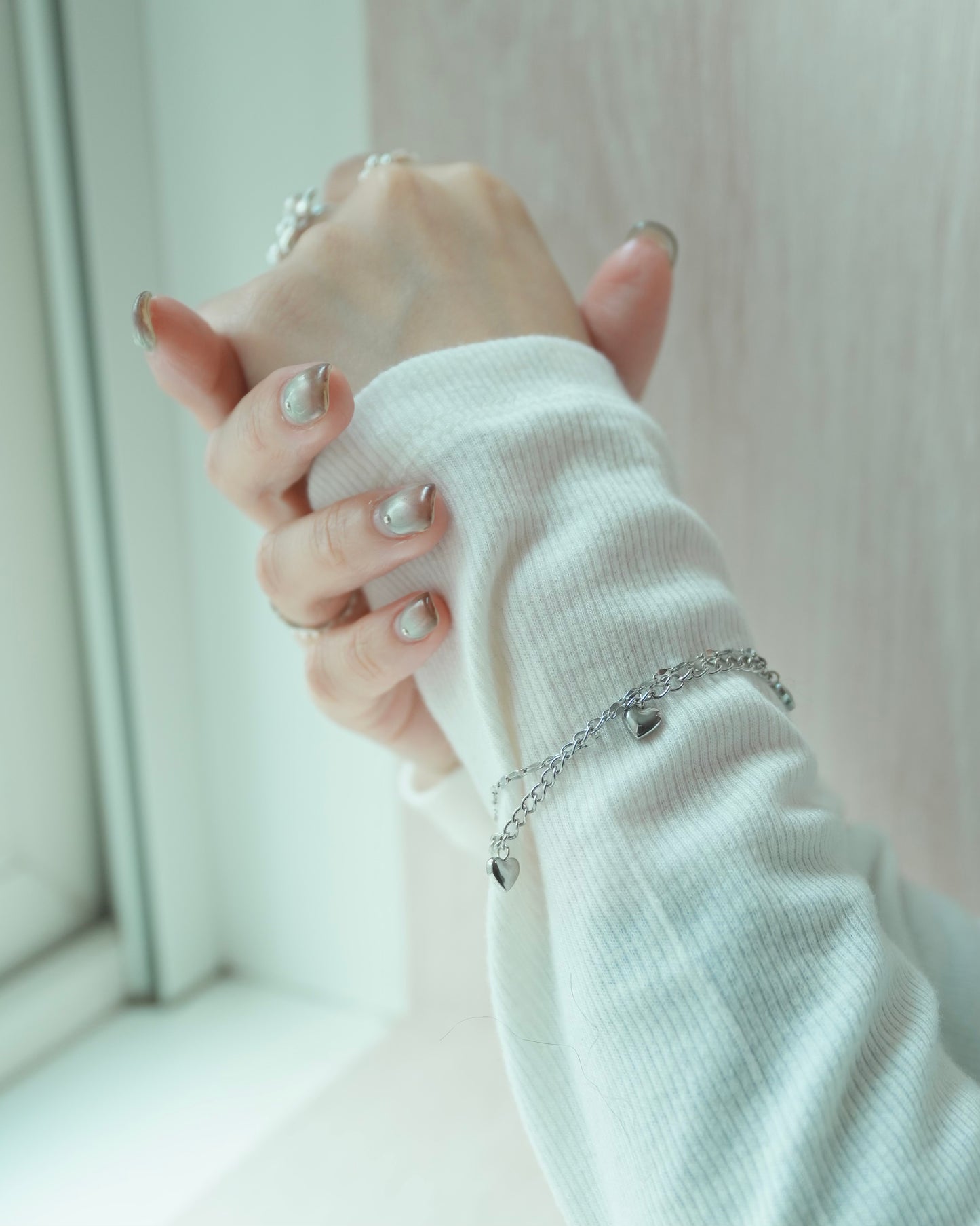 AC274- 雙手鏈吊心心手鏈 ( 醫療鋼 )