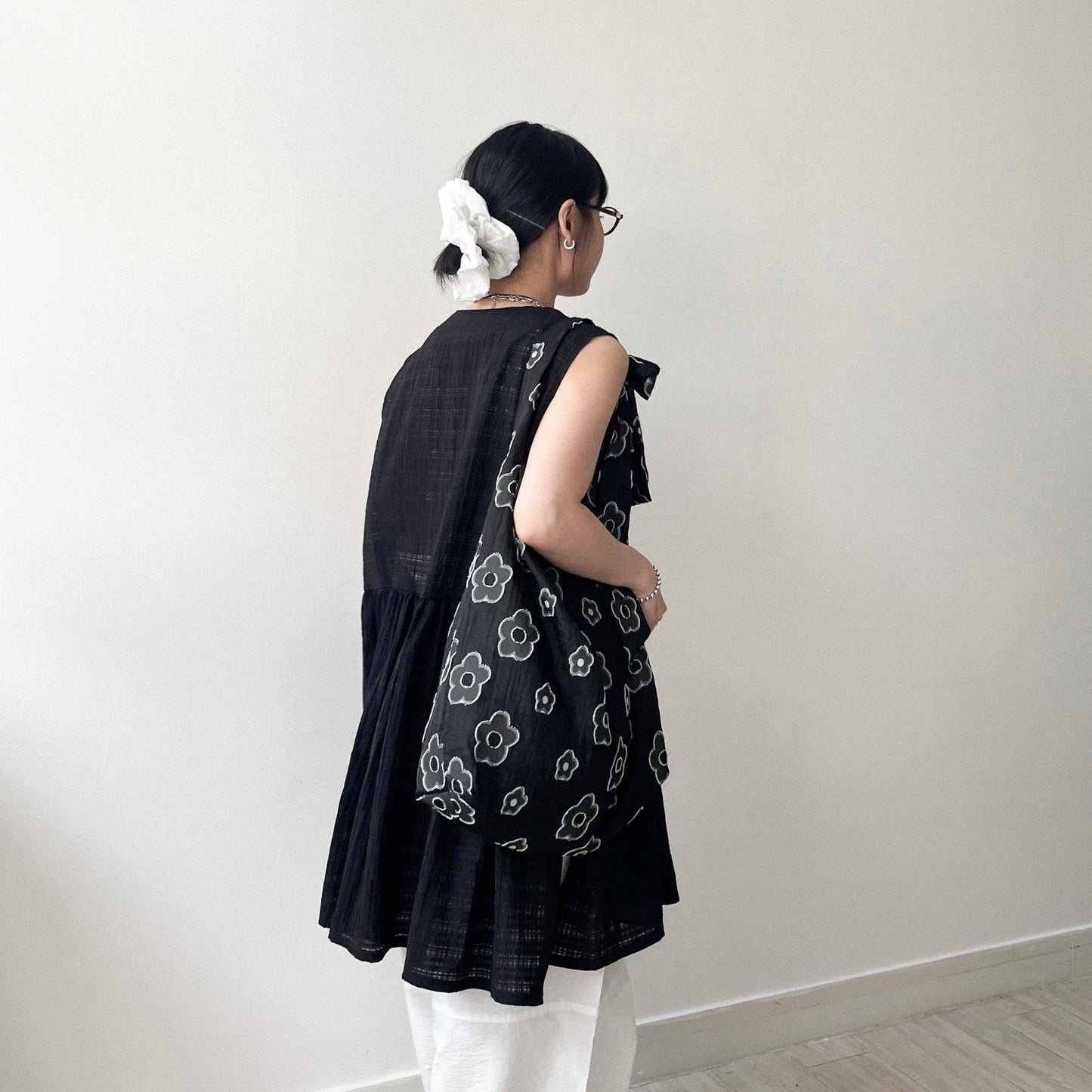 BG44- Fafa Tote Bag | Black