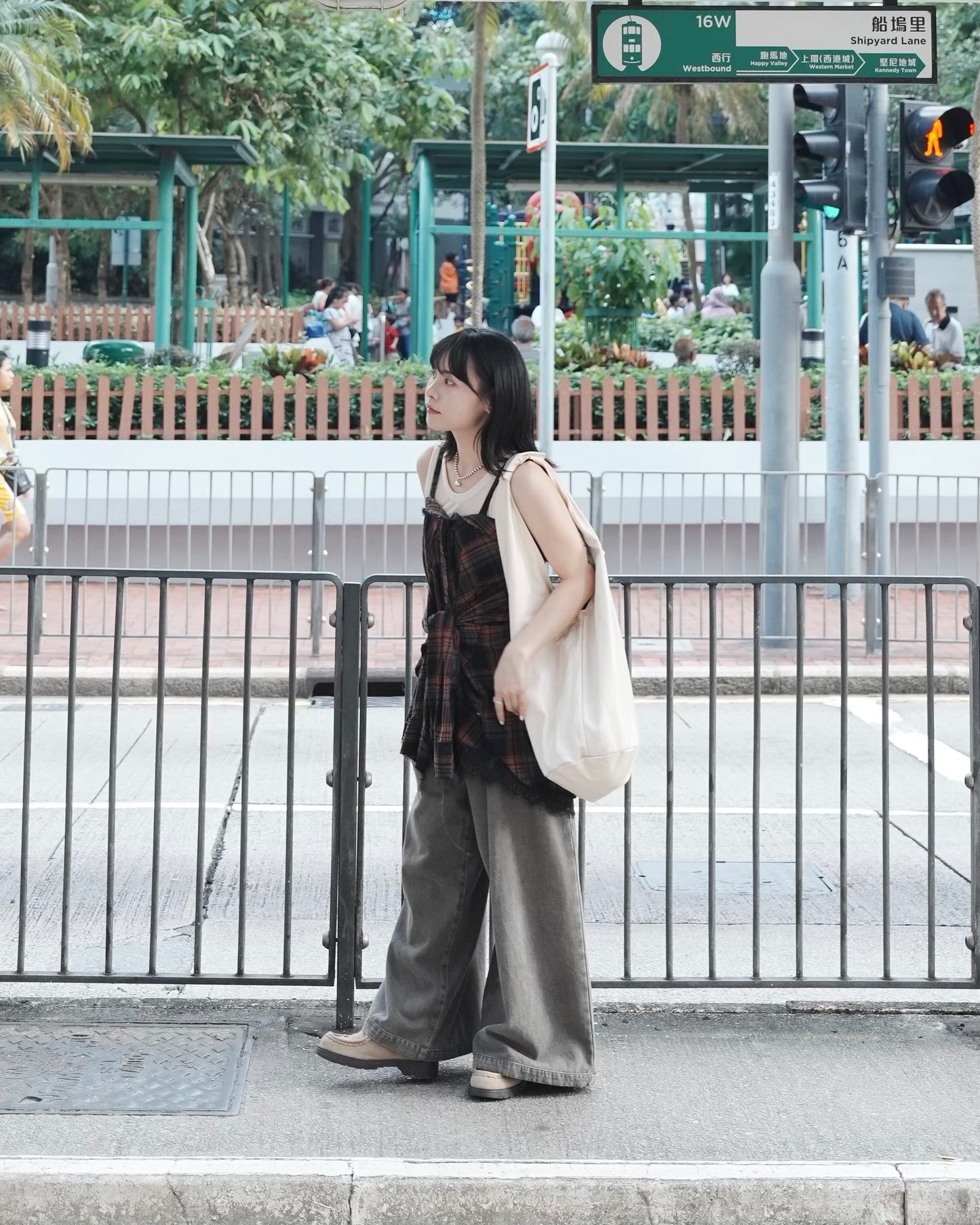 "早鳥優惠" TP650- 4 way超美格仔Lace Shirt | Navy | Brown