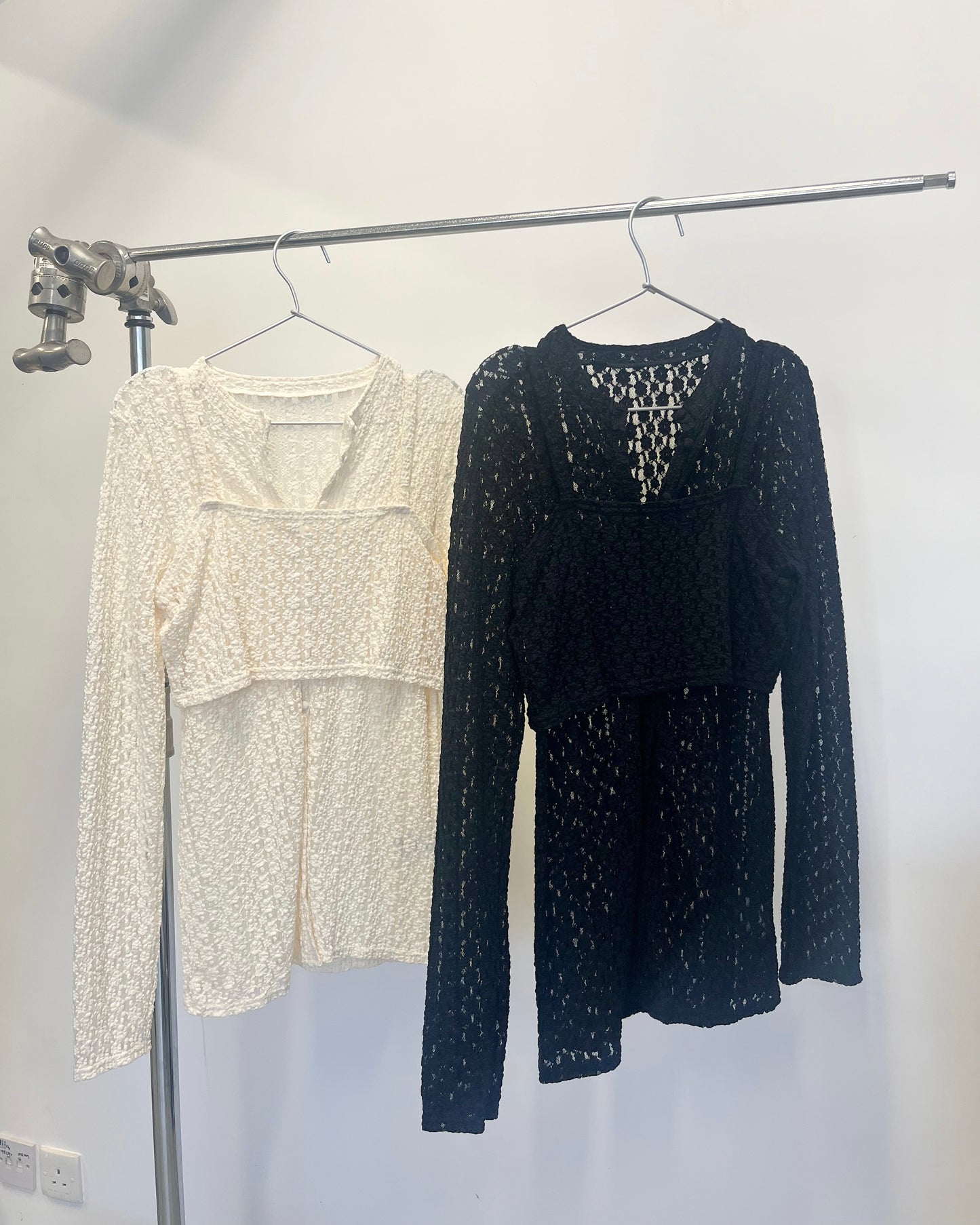 TP665- Lace Flower Set Blouse | Ivory | Black