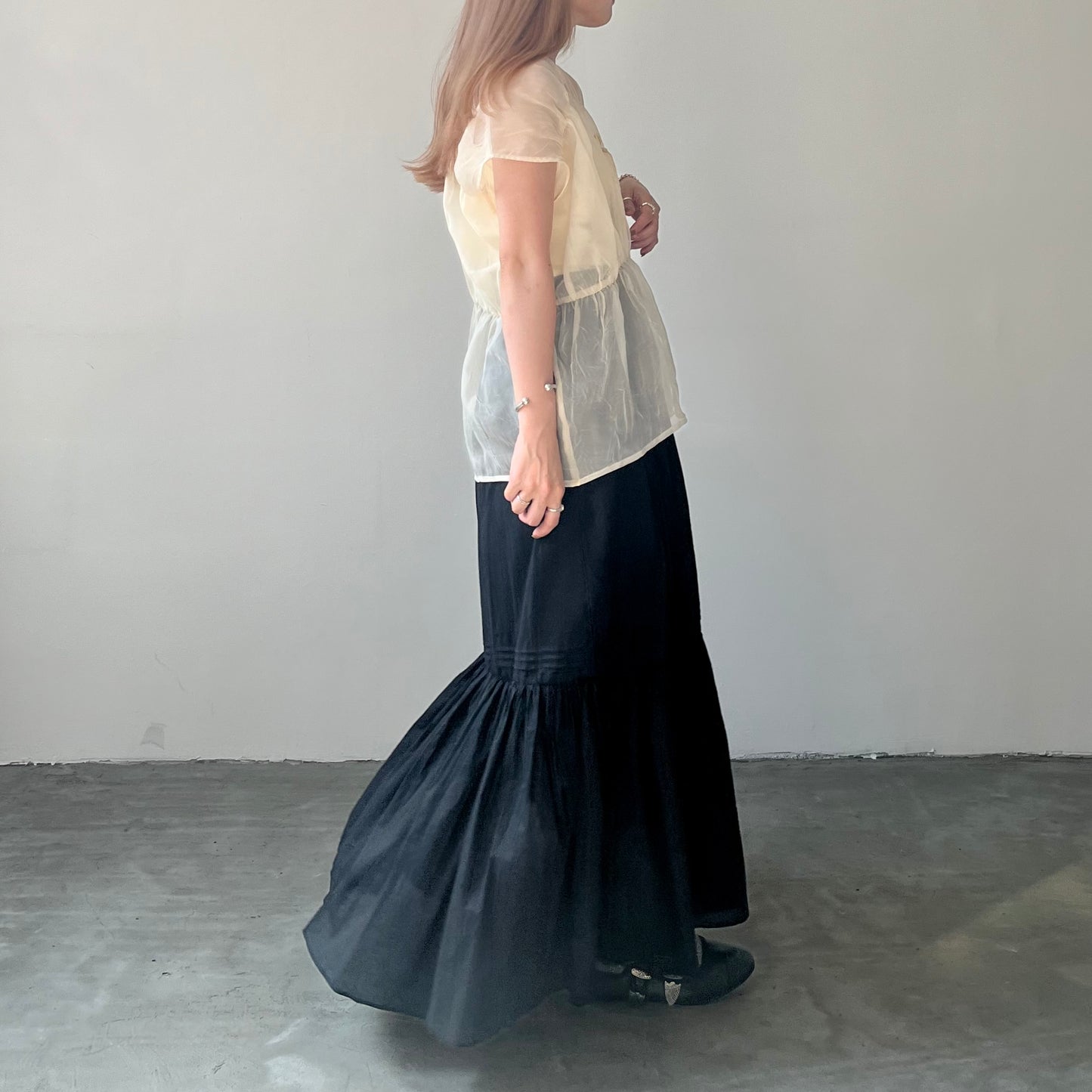 SK31- Cotton Flare Skirt | White | Black