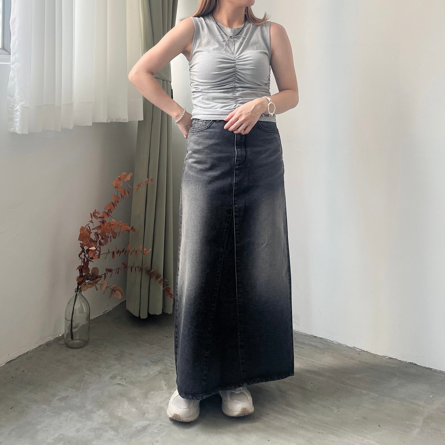 SK41- Straight Line Denim Skirt | Navy | Black