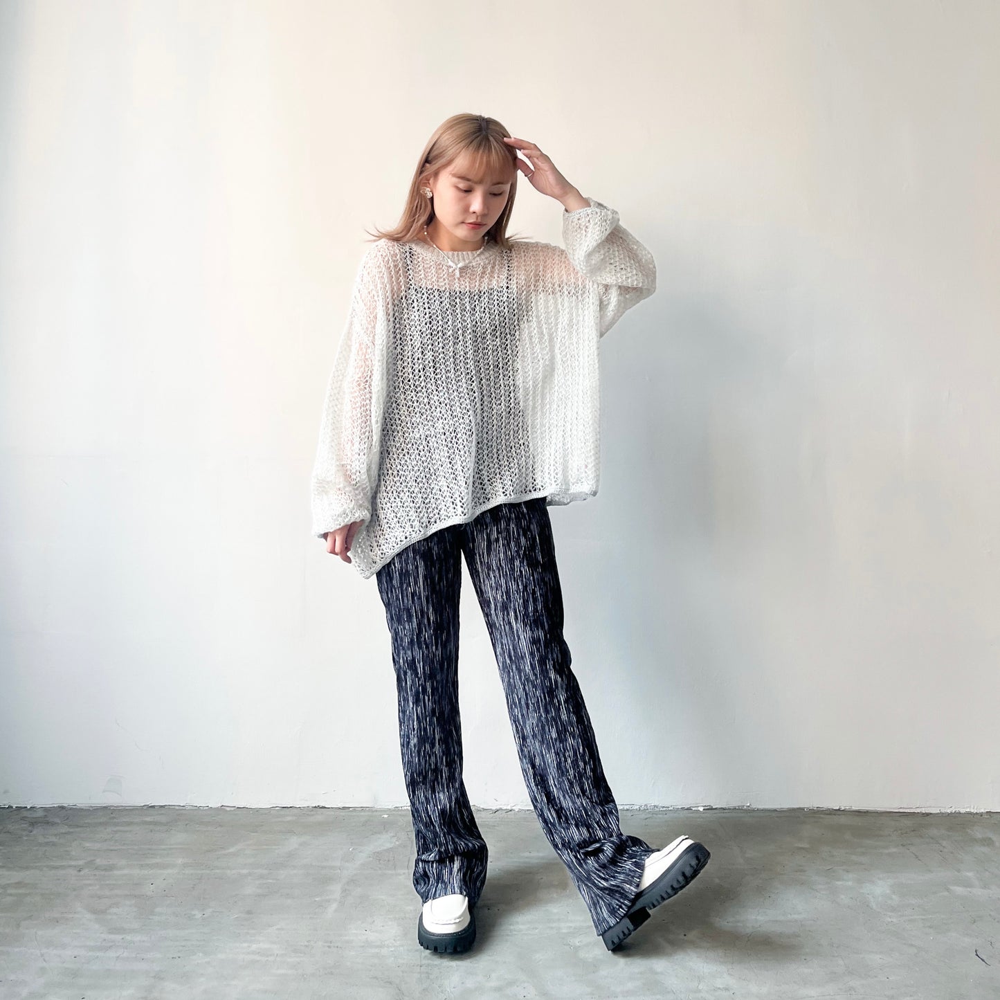 PT35- 薄絨面皺皺褲 | Ivory | Navy