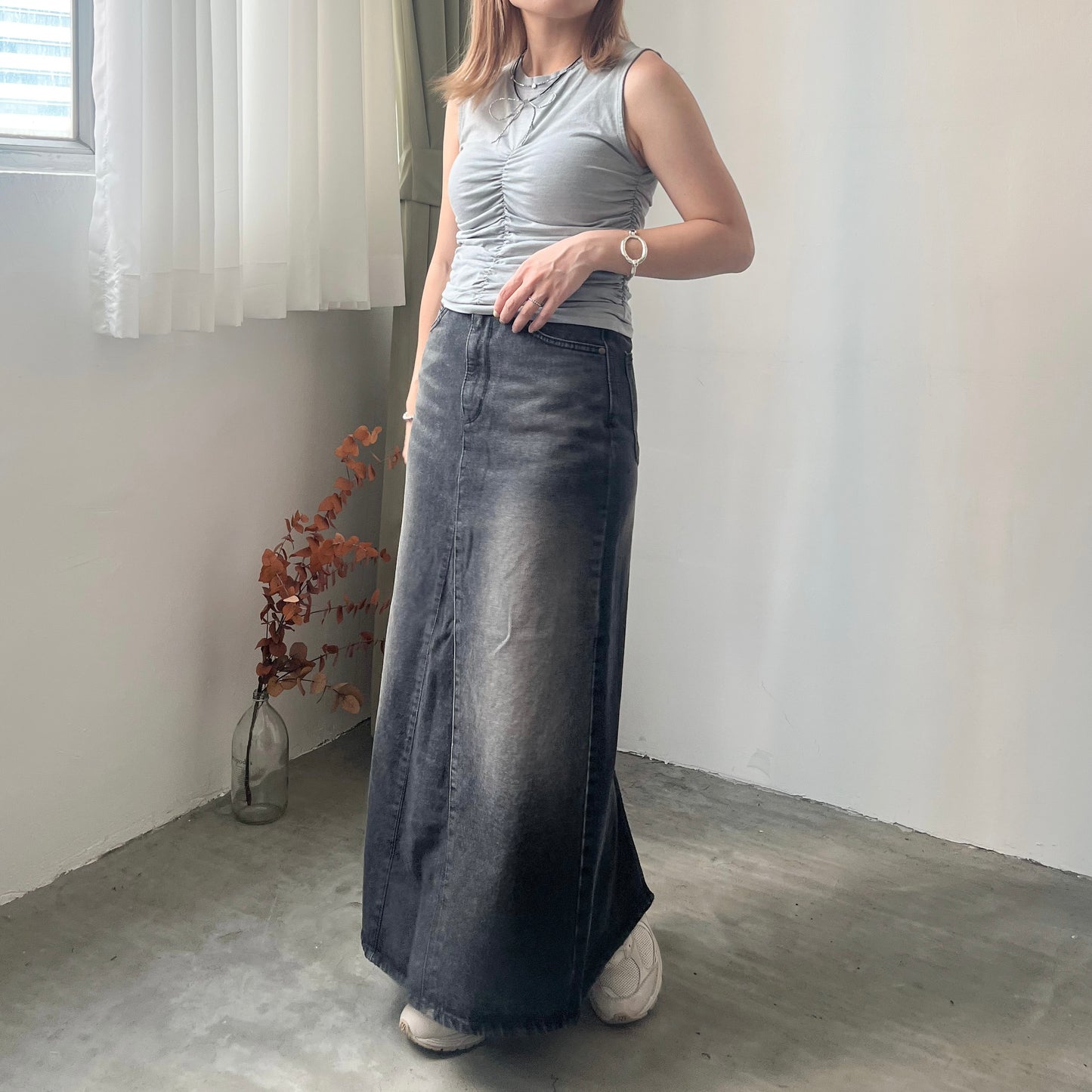 SK41- Straight Line Denim Skirt | Navy | Black